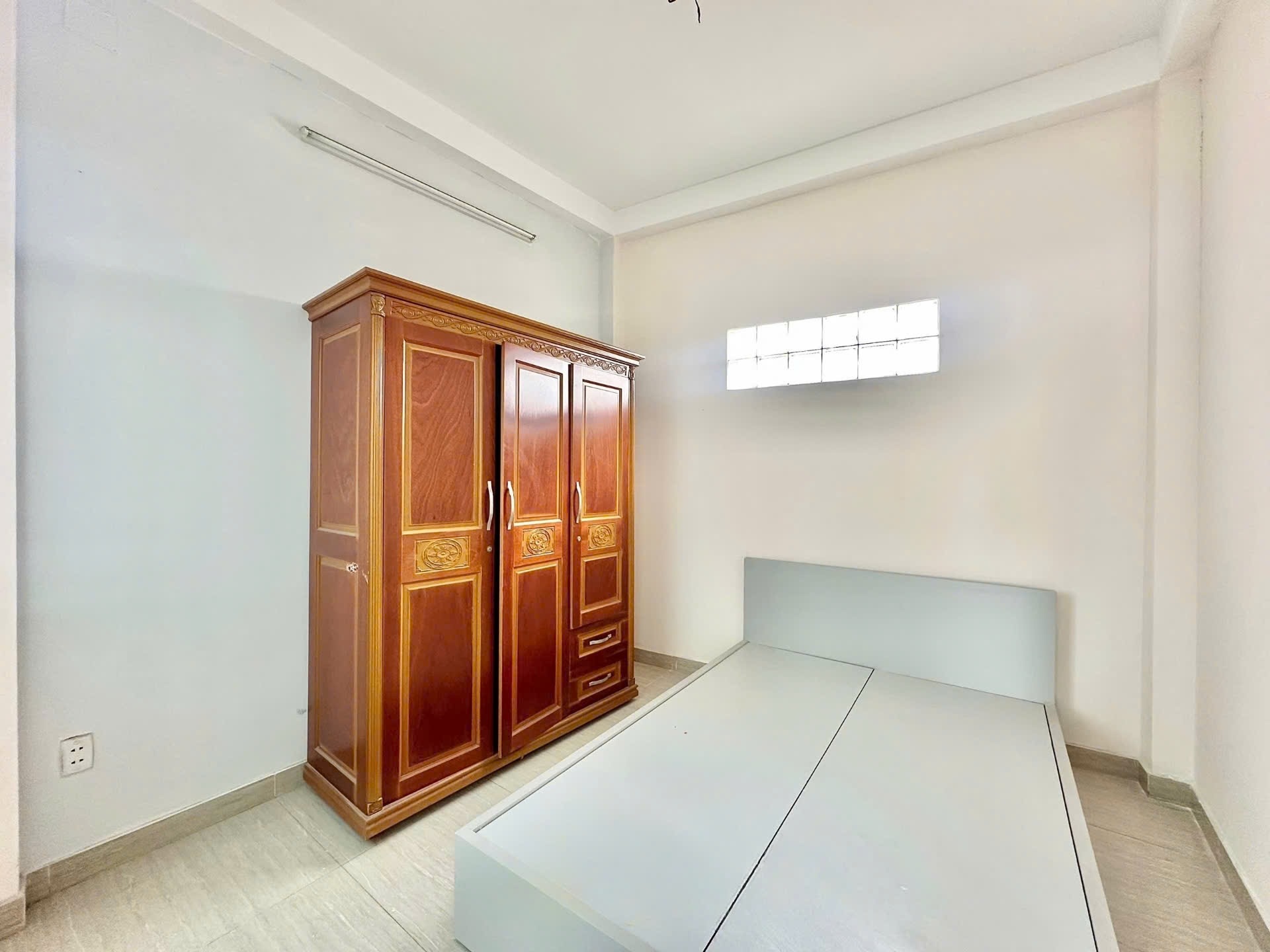 Phòng trọ AT Home Nam Kỳ Khởi Nghĩa - Quận 3 - Phòng (*)