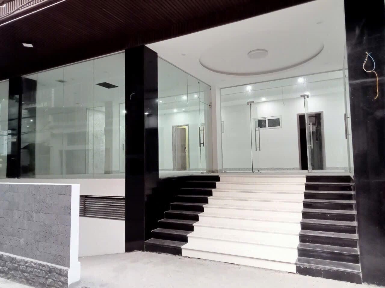 Phòng trọ LT Apartment Trần Thái Tông - Cầu Giấy - Toàn cảnh tòa nhà (*)