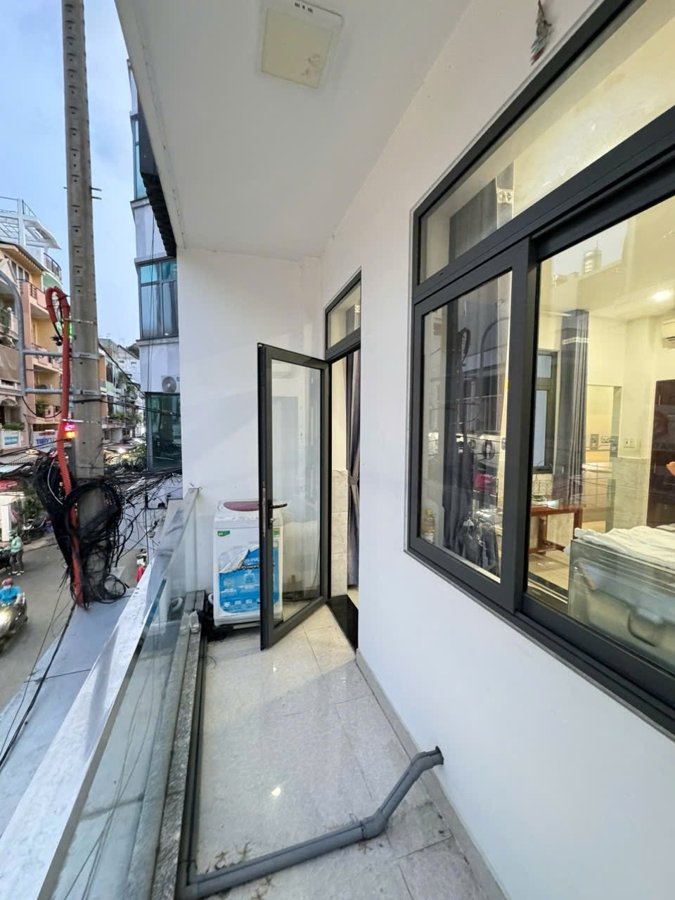 Phòng trọ Studio 30m2 tại Như Ý Home Nguyễn Thiện Thuật  - Quận 3 - Ban công