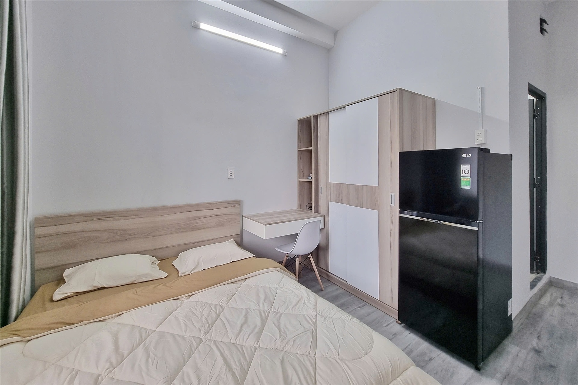 Phòng trọ Cozy Home Hoàng Sa - Tân Bình - Phòng (*)