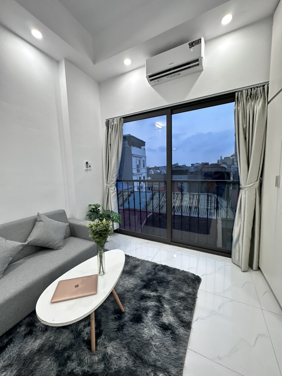 Phòng trọ DreamHouse Hoàng Quốc Việt - Cầu Giấy - Phòng (*)