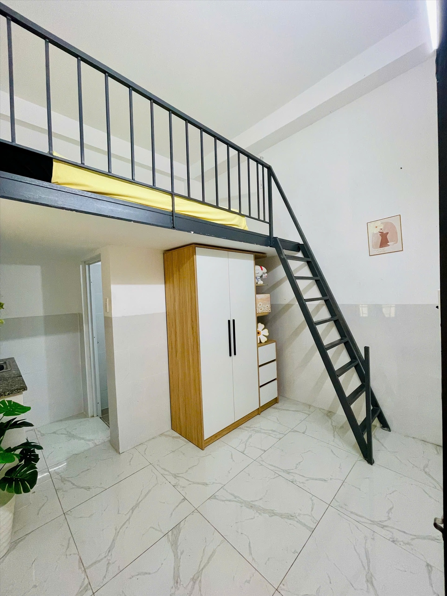 Phòng trọ Duplex 25m2 tại TV Home Nguyễn Văn Công - Gò Vấp - Phòng khách