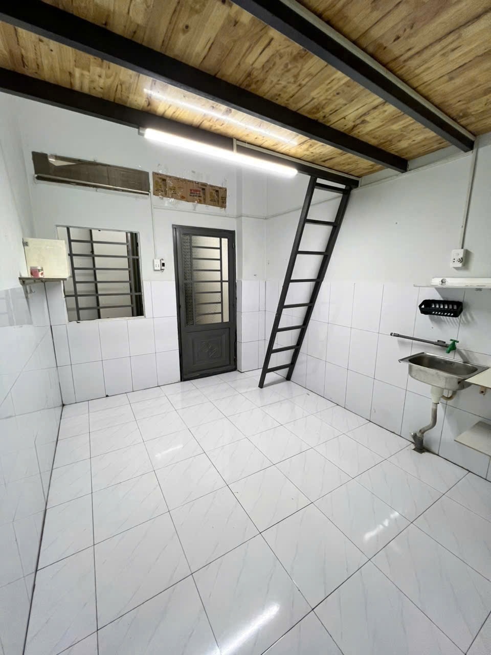 Phòng trọ TV House Lê Đức Thọ - Gò Vấp - Phòng (*)
