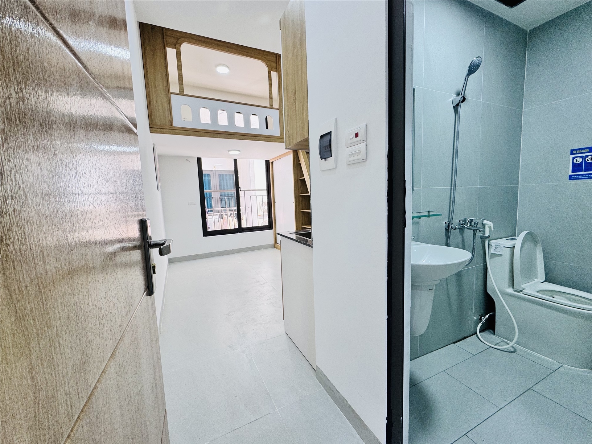 Phòng trọ MVQ House 1 Hoàng Ngân - Cầu Giấy - Phòng (*)