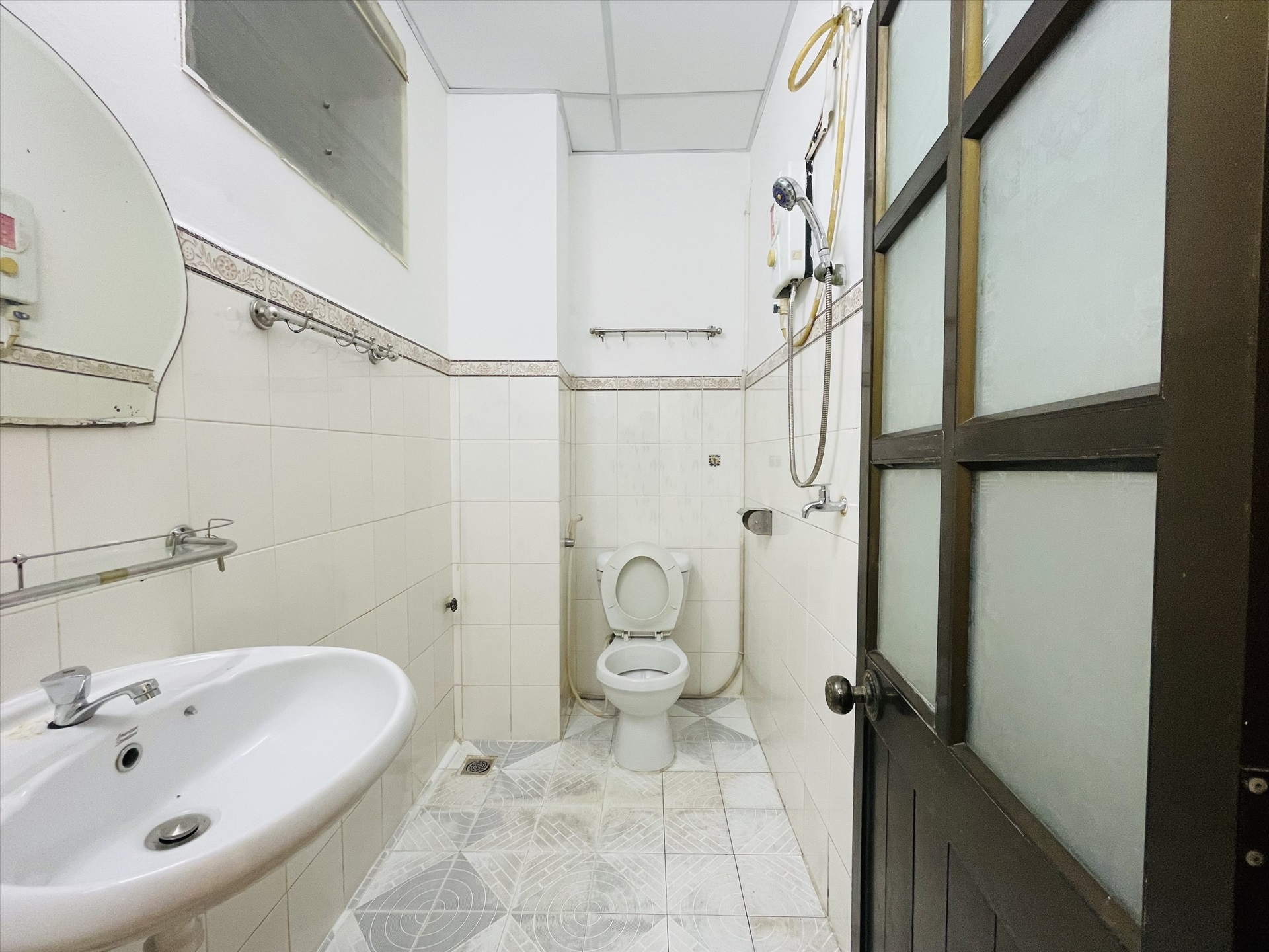 Phòng trọ Studio 30m2 tại NQ Housing Đặng Dung - Quận 1 - Phòng tắm