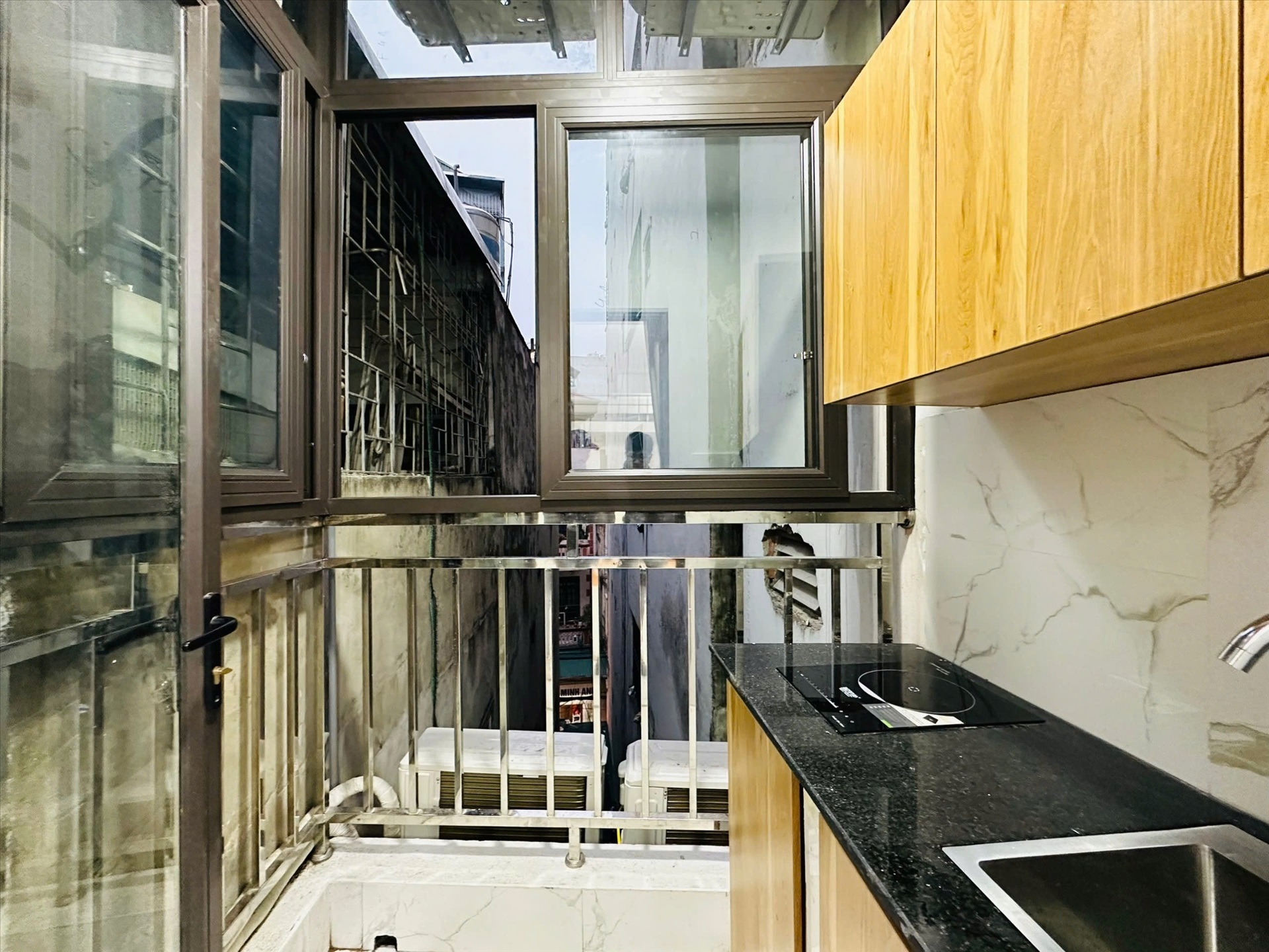 Phòng trọ Duplex 20m2 tại AV Homes Trần Thái Tông - Cầu Giấy - Phòng bếp