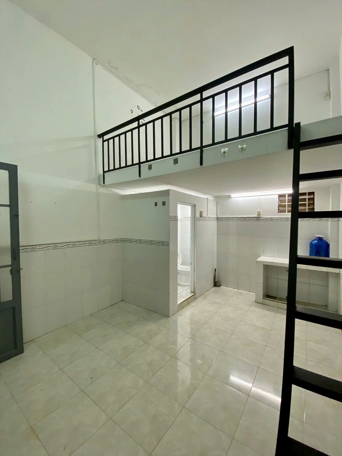 Phòng trọ NVL House Cây Keo - Thủ Đức - Phòng (*)