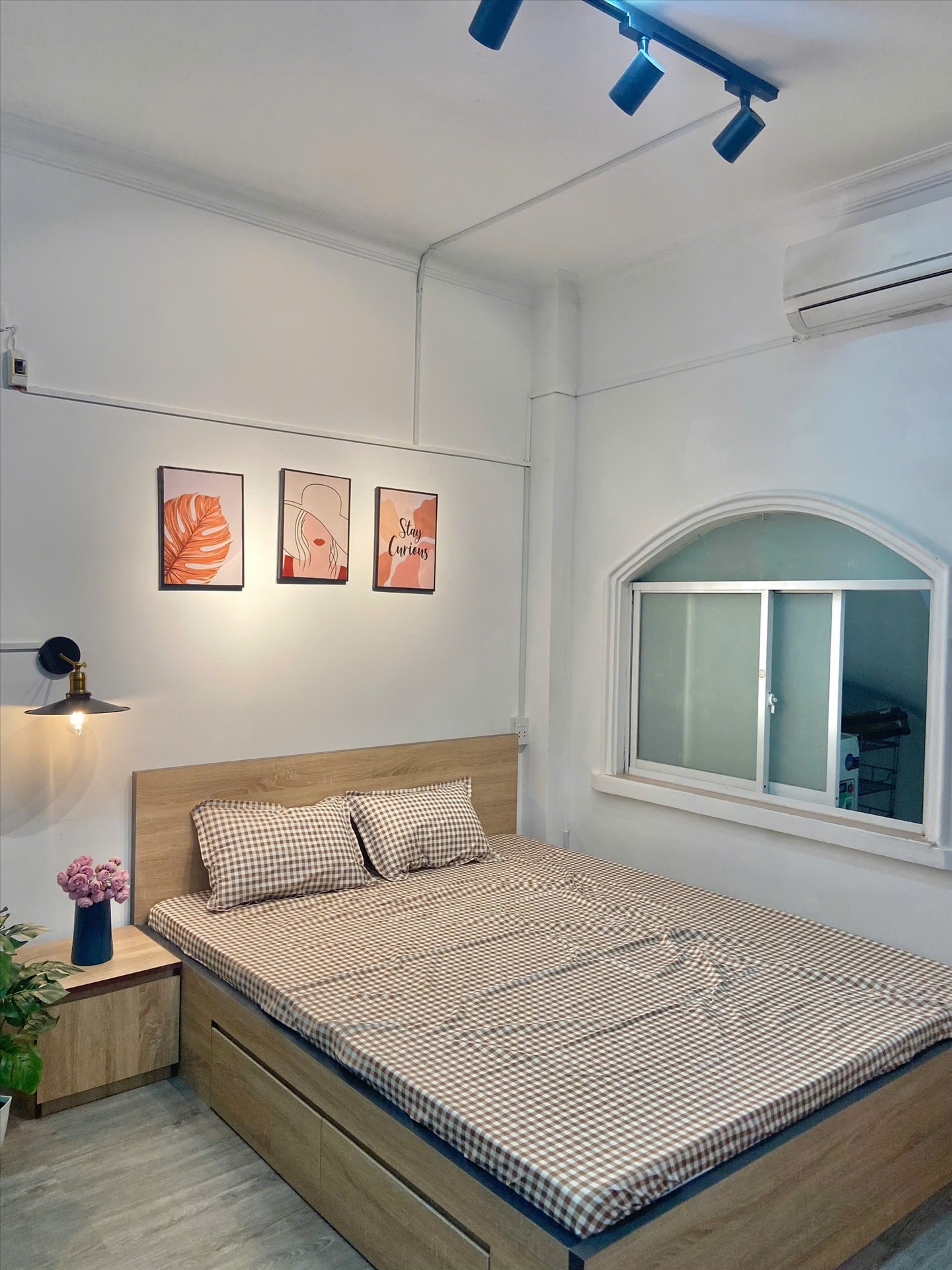 Phòng trọ NQ Housing Đặng Dung - Quận 1
