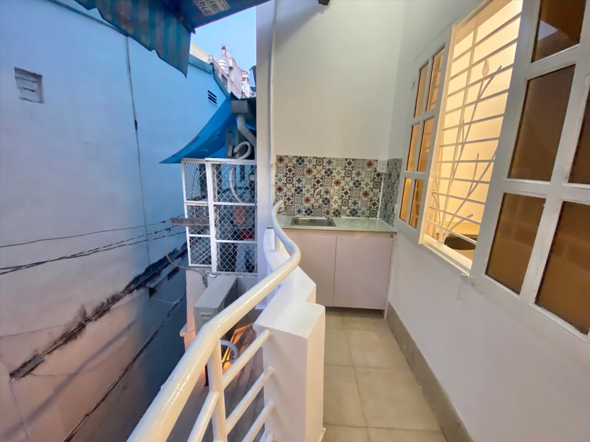Phòng trọ Studio 18m2 tại NQ Housing Đặng Dung - Quận 1 - Ban công