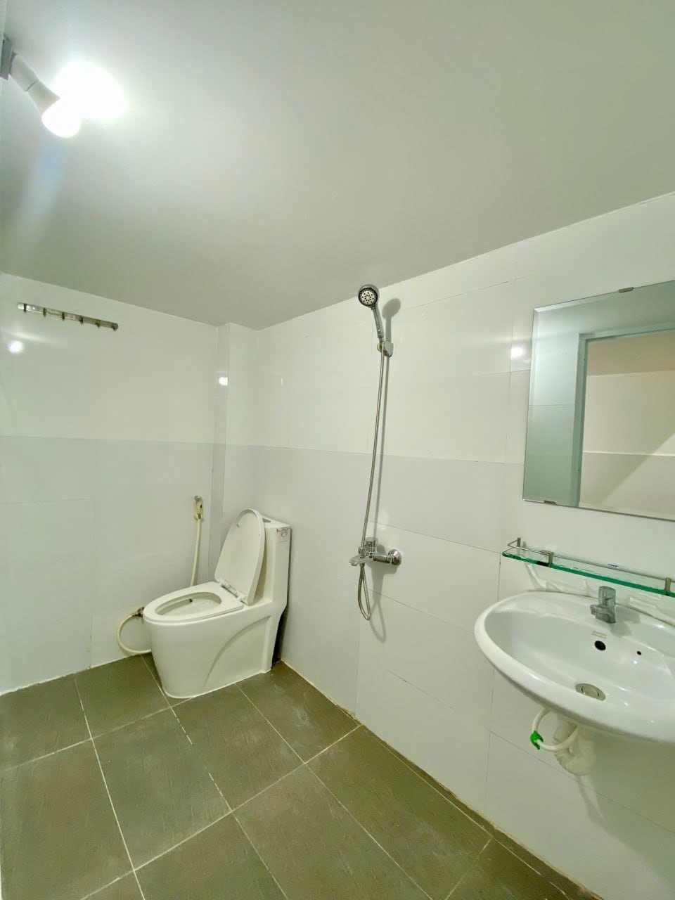 Phòng trọ Duplex 25m2 tại AL House Đường số 30 - Thủ Đức - Phòng tắm