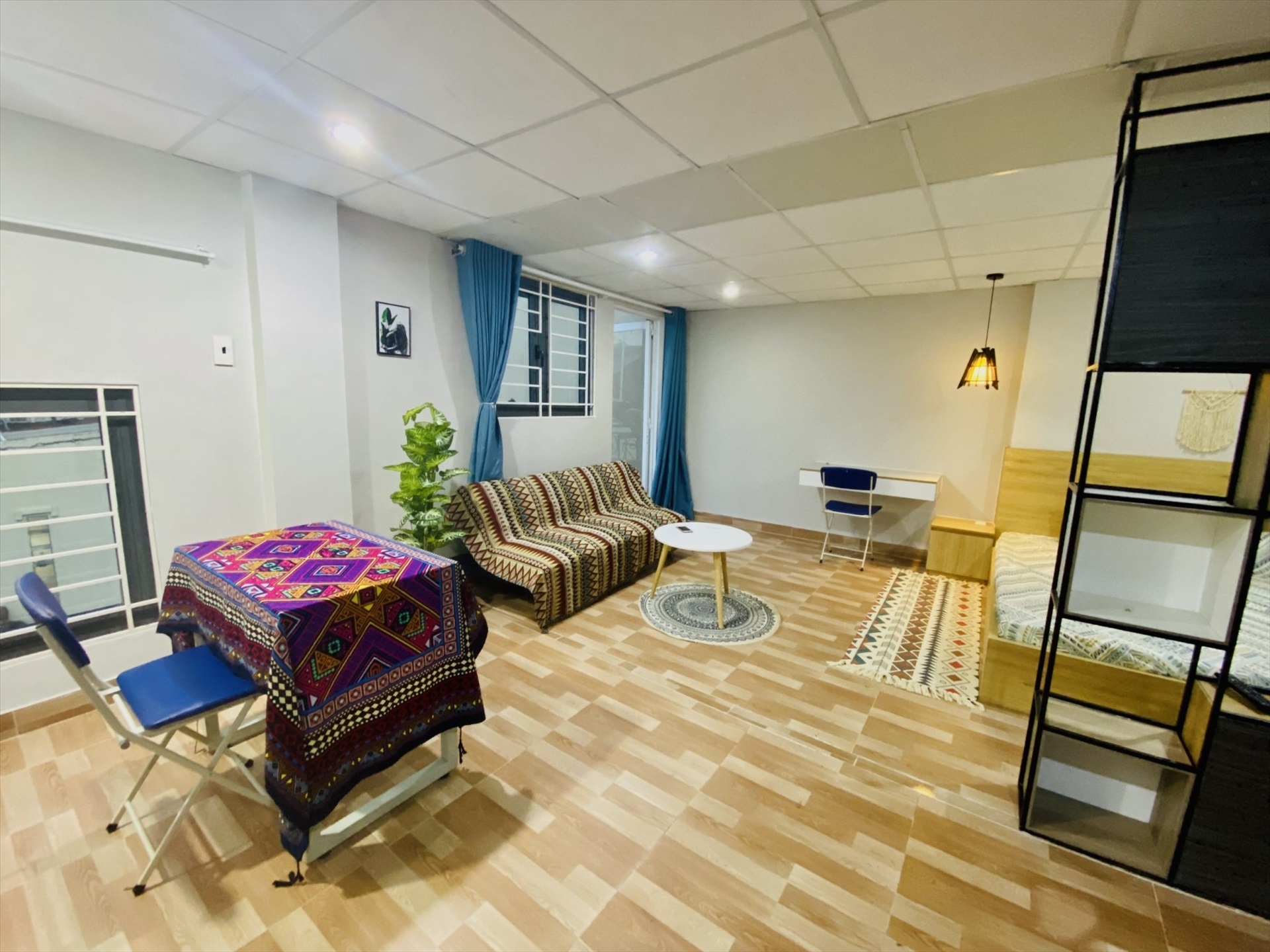 Phòng trọ NQ Housing Phan Ngữ - Quận 1 - Phòng (*)