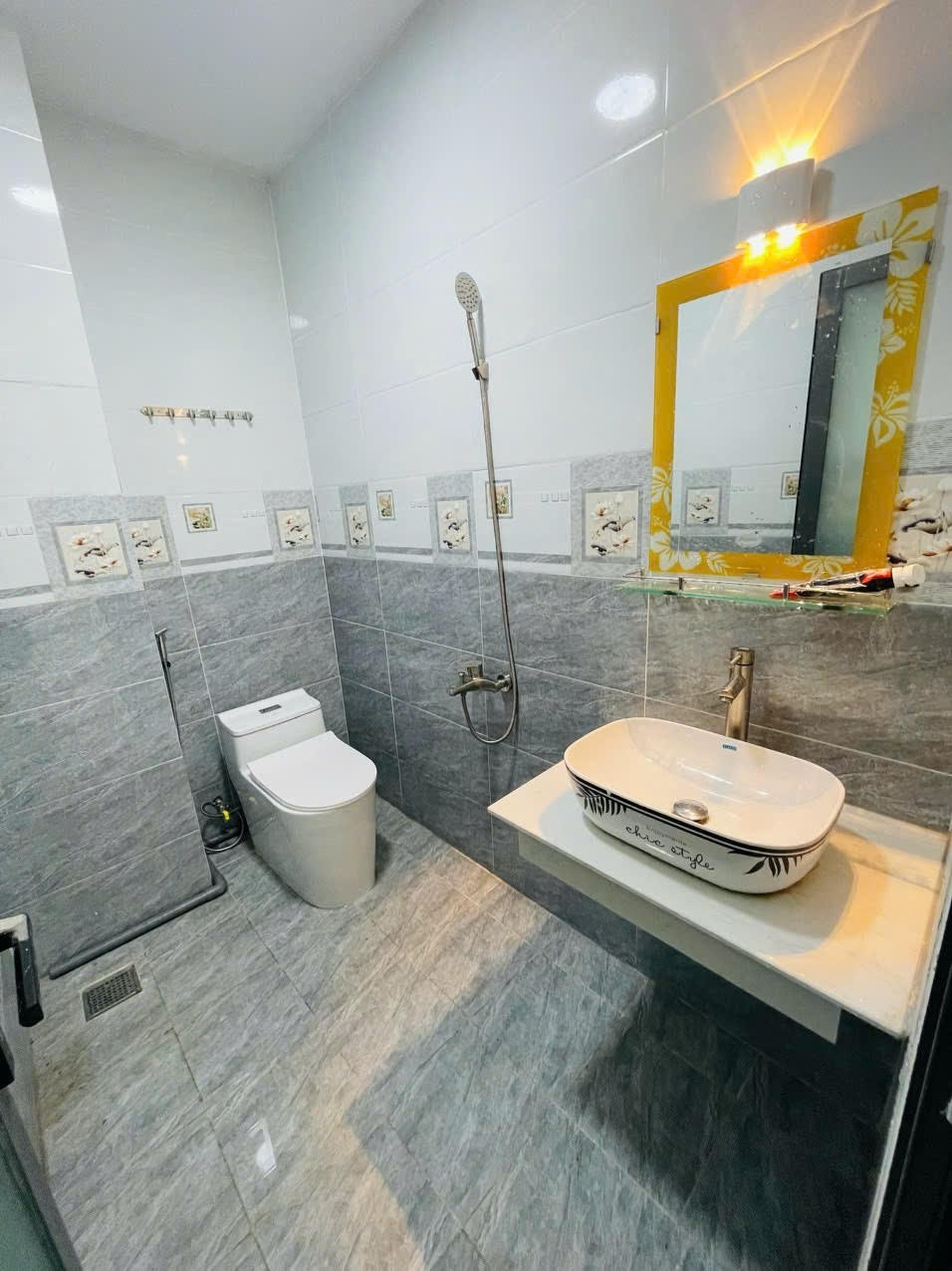 Phòng trọ Studio 35m2 tại AV House Đường số 9 - Bình Tân - Phòng tắm