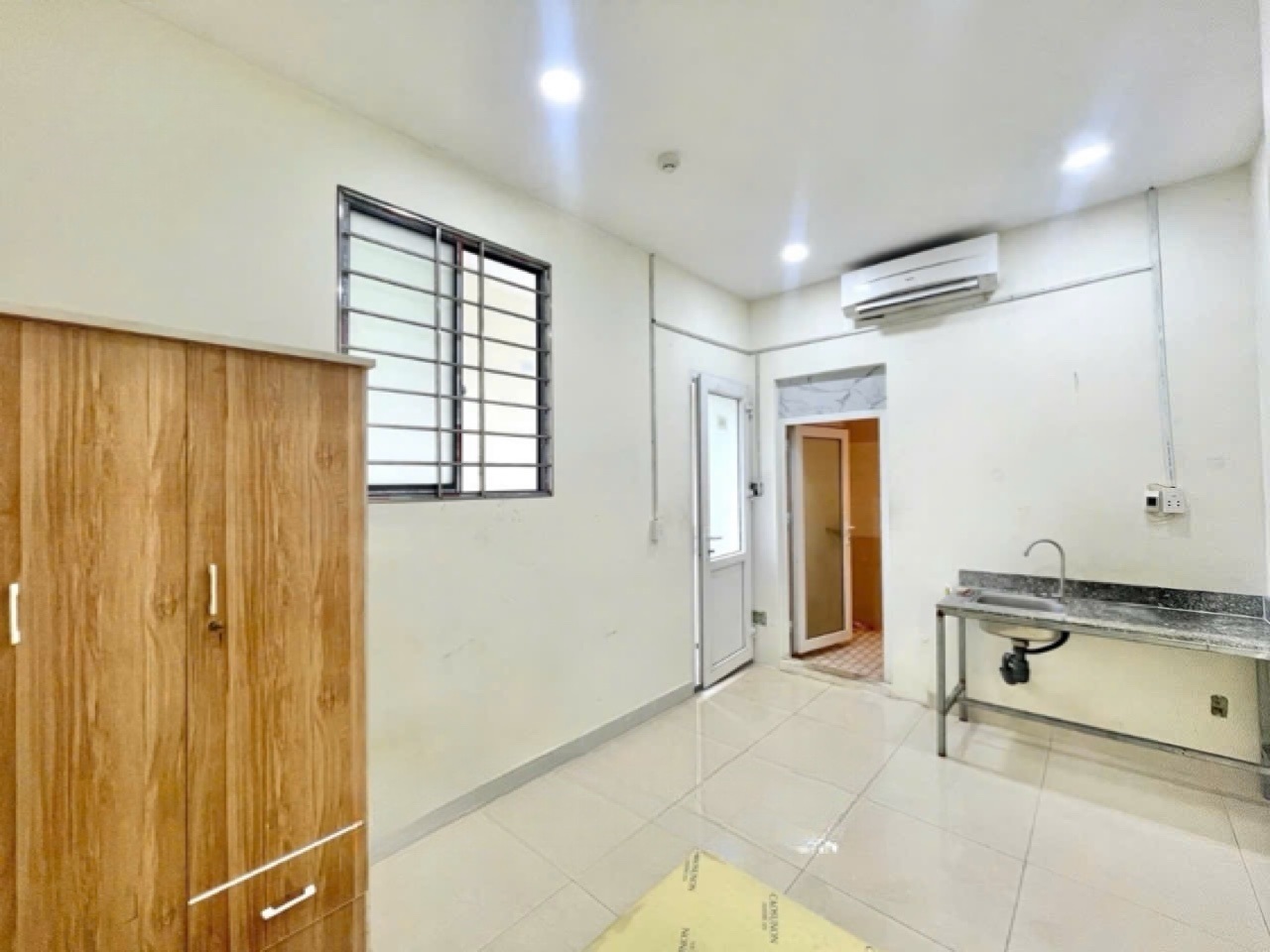 Phòng trọ TU House Trường Chinh - Tân Bình - Phòng (*)
