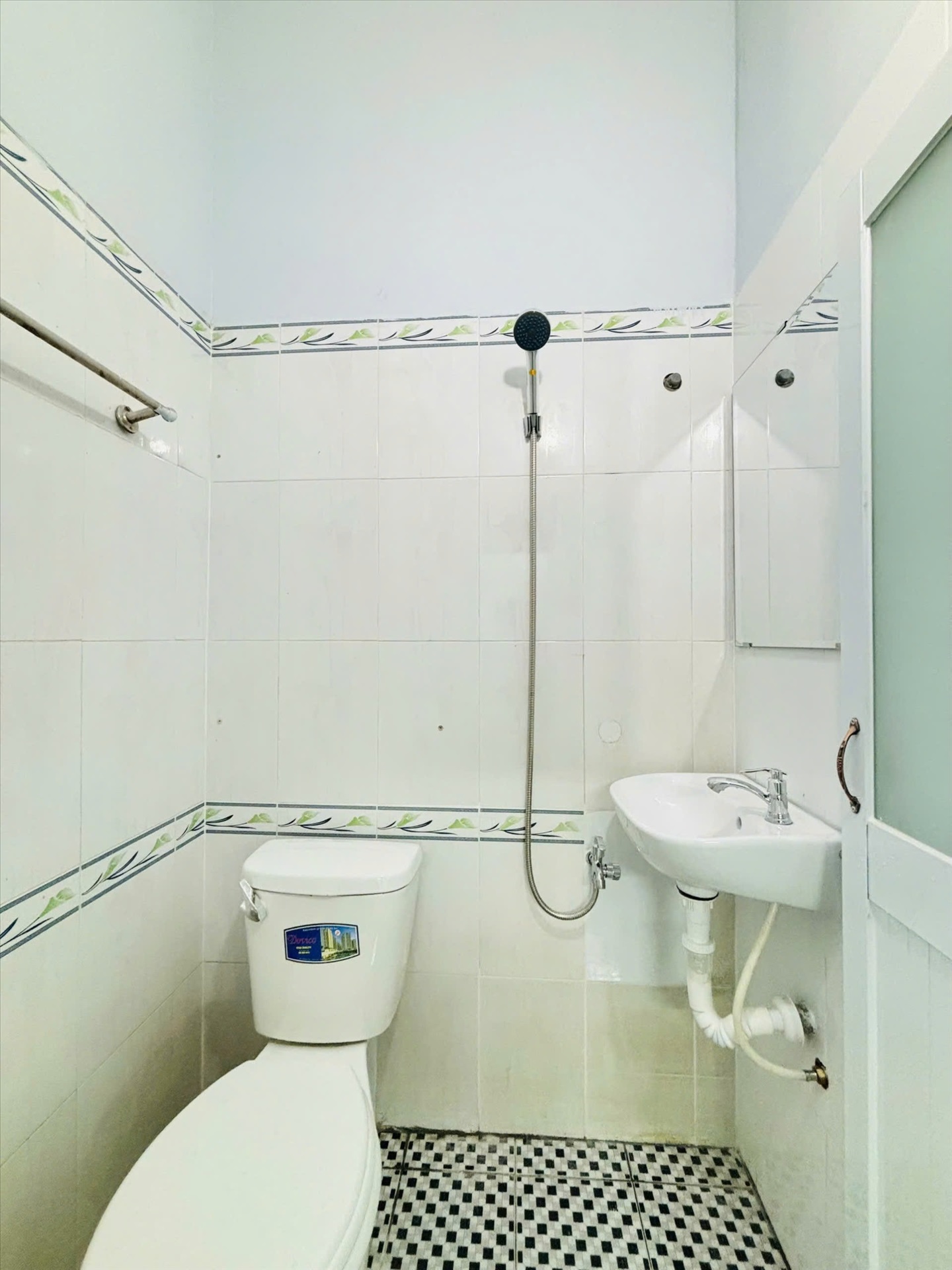 Phòng trọ Duplex 20m2 tại Friendly House Phan Huy Ích - Gò Vấp - Phòng tắm