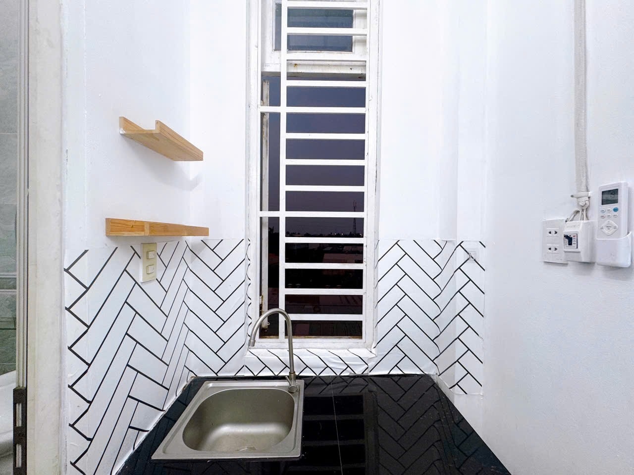 Phòng trọ Studio 25m2 tại AV House An Phú Đông - Quận 12 - Phòng bếp