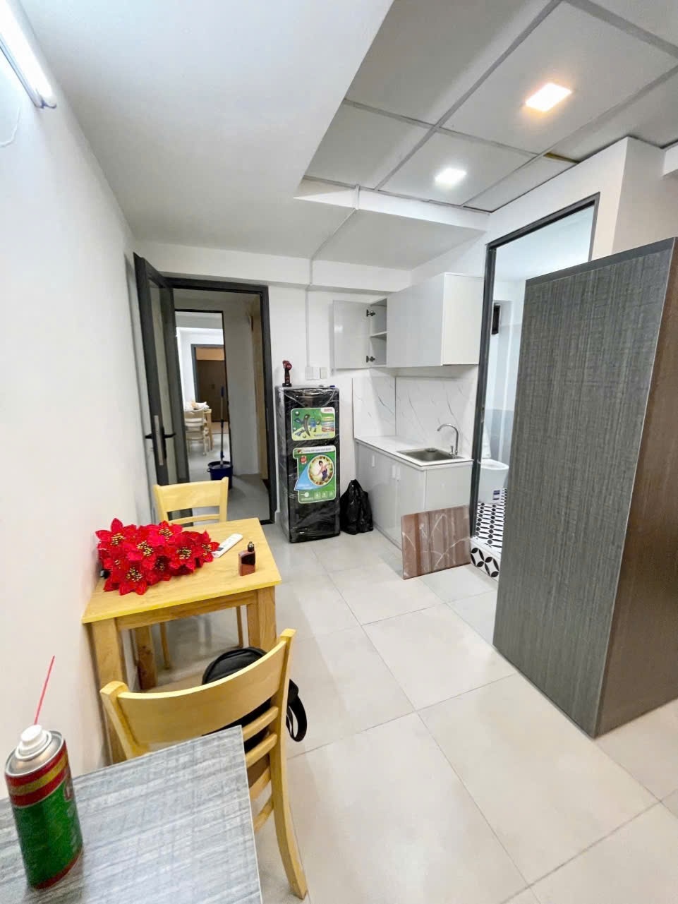 Phòng trọ Studio 25m2 tại CNB Room Nguyễn Kiệm - Phú Nhuận - Phòng khách