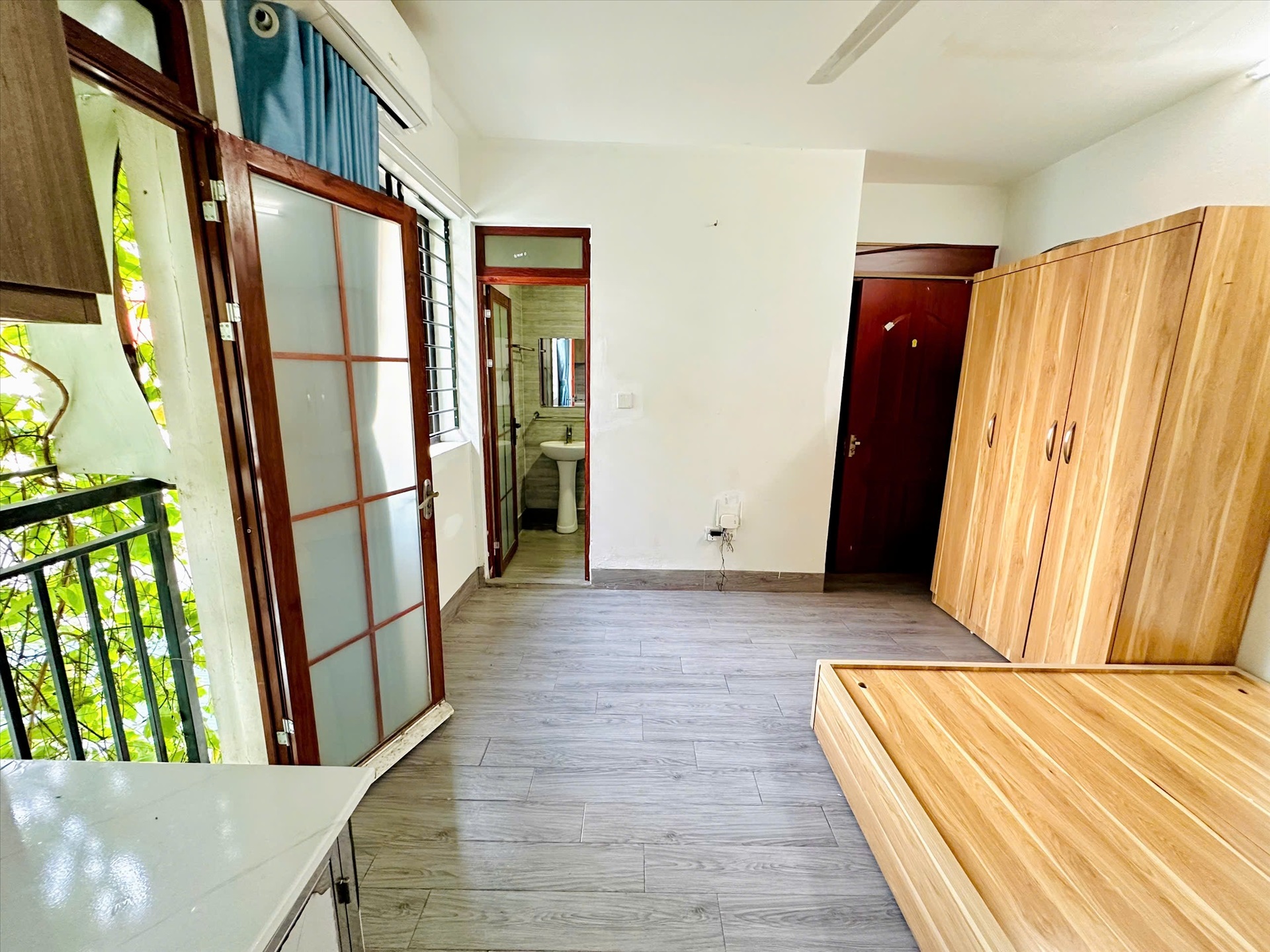 Phòng trọ TT House 1 Trung Kính - Cầu Giấy - Phòng (*)