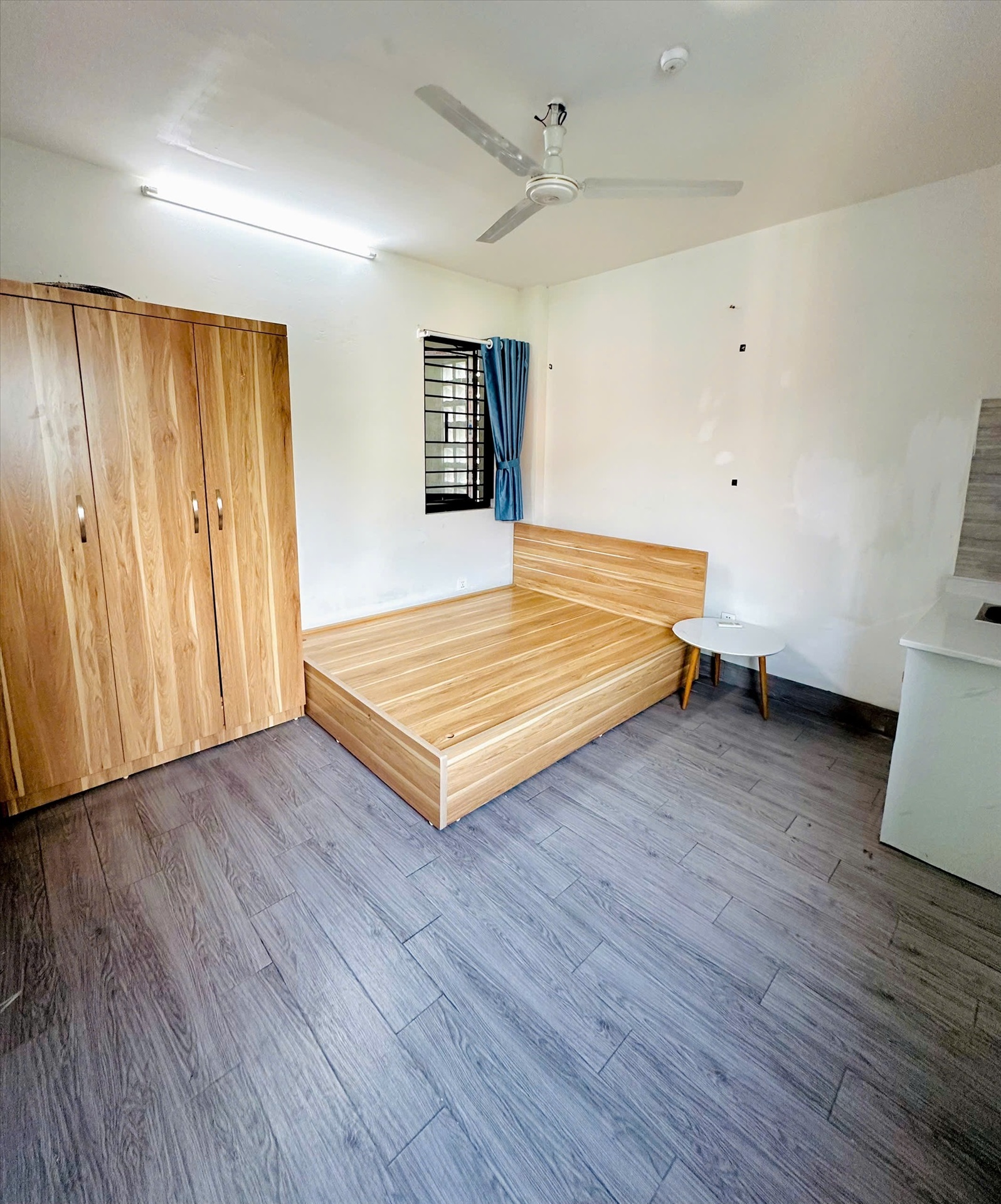 Phòng trọ TT House 1 Trung Kính - Cầu Giấy - Phòng (*)
