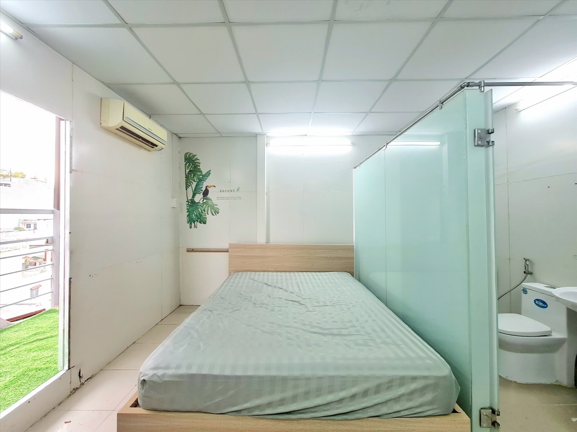 Phòng trọ NVN Home Đề Thám - Quận 1 - Phòng (*)