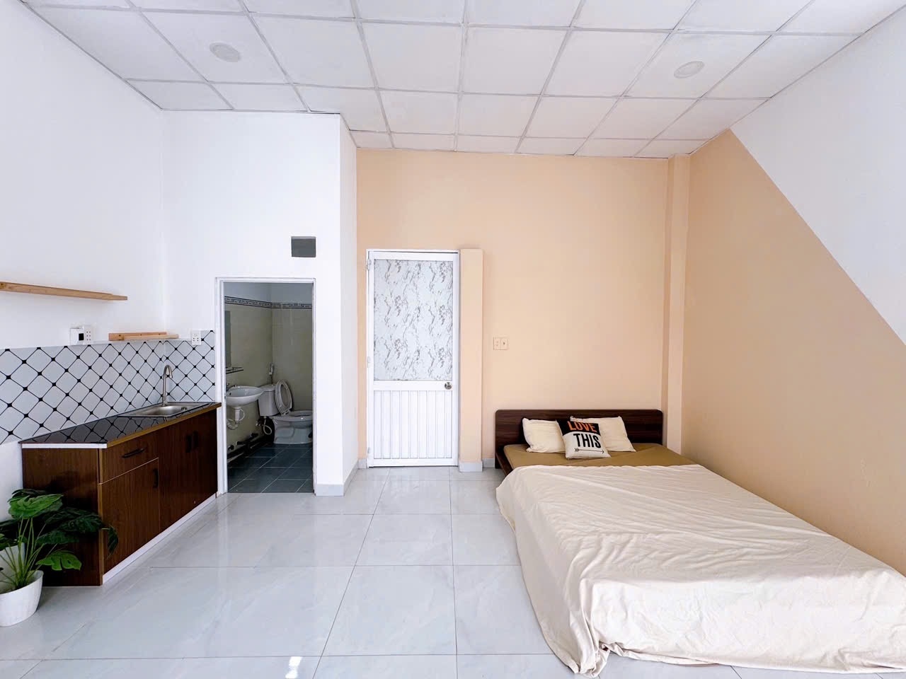 Phòng trọ AV House Hà Huy Giáp  - Quận 12 - Phòng (*)
