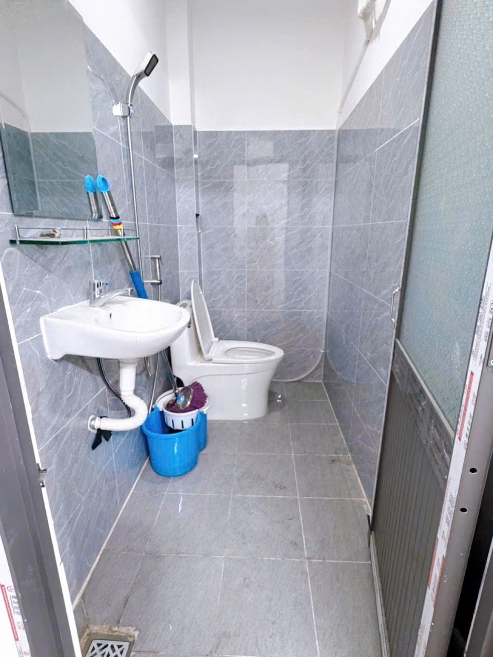 Phòng trọ Studio 20m2 tại AV House B Thạnh Xuân 25 - Quận 12 - Phòng tắm