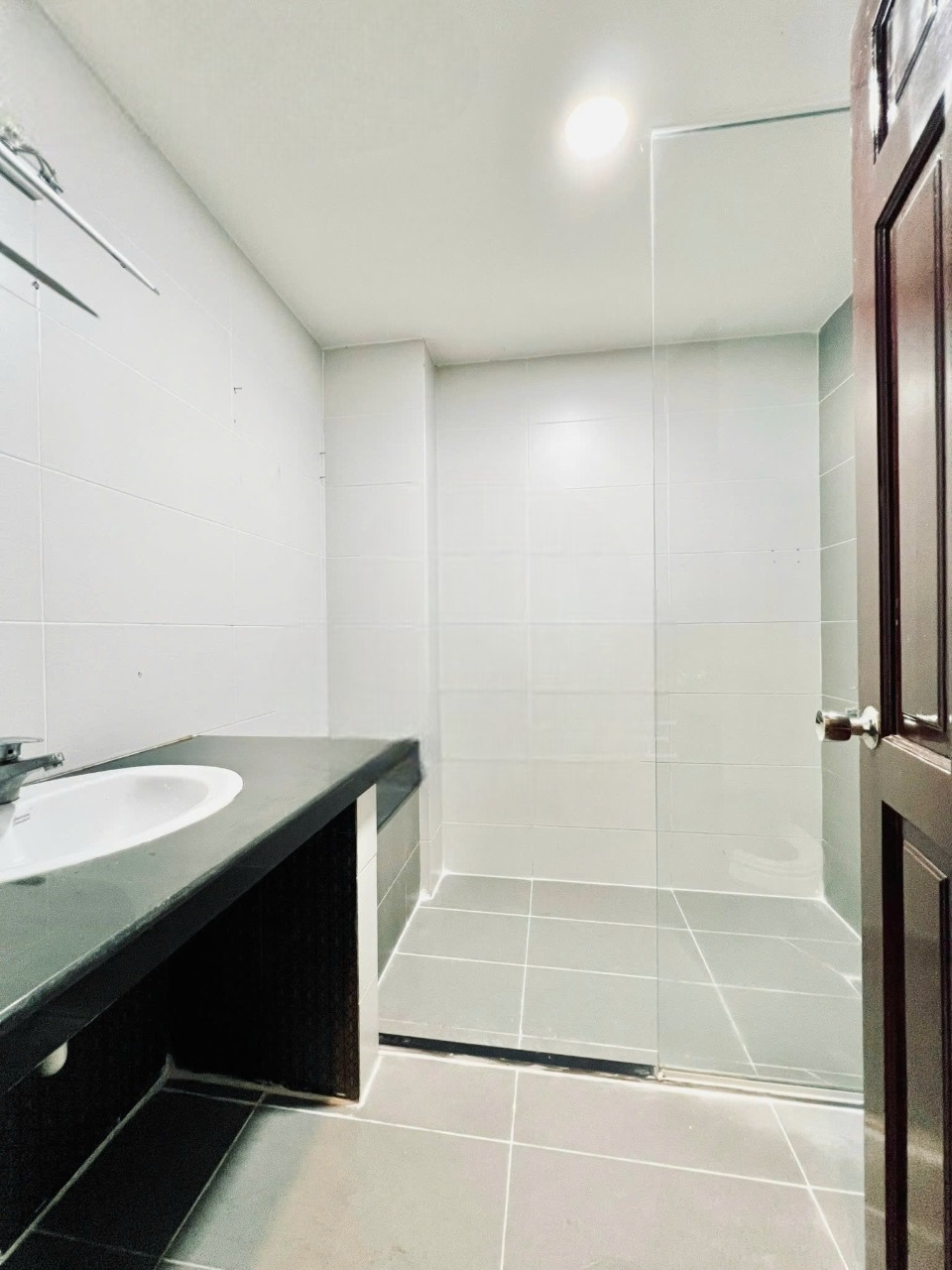 Phòng trọ Studio 35m2 tại NVN Home Đề Thám - Quận 1 - Phòng tắm