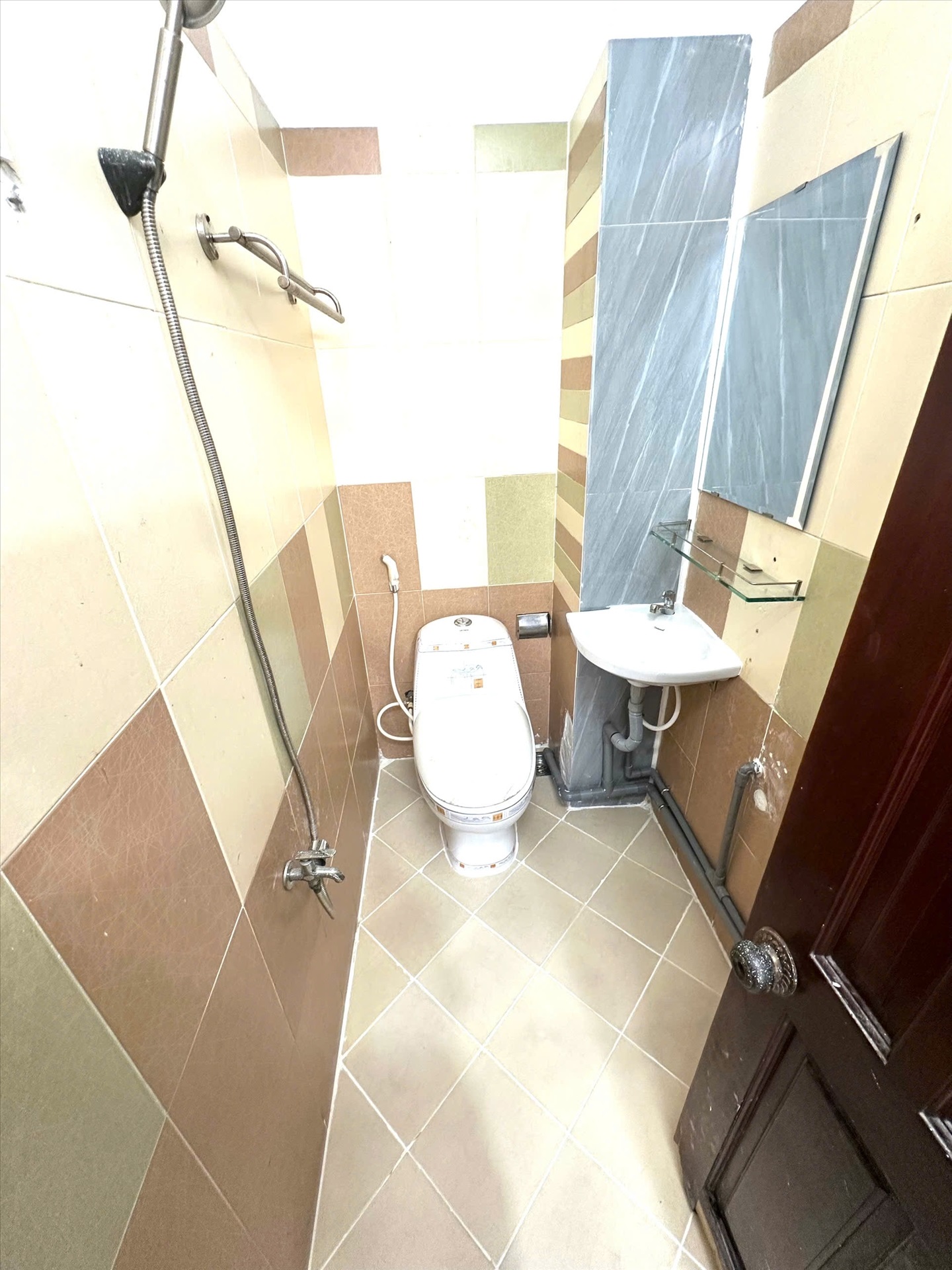 Phòng trọ Studio 30m2 tại HT Home Quang Trung - Gò Vấp - Phòng tắm
