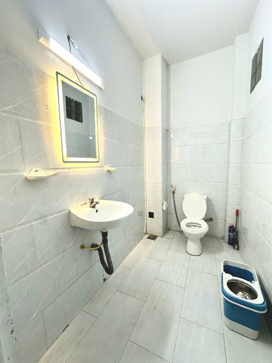 Phòng trọ 2 Phòng ngủ 60m2 tại AQ Room Hoa Hồng - Phú Nhuận - Phòng tắm