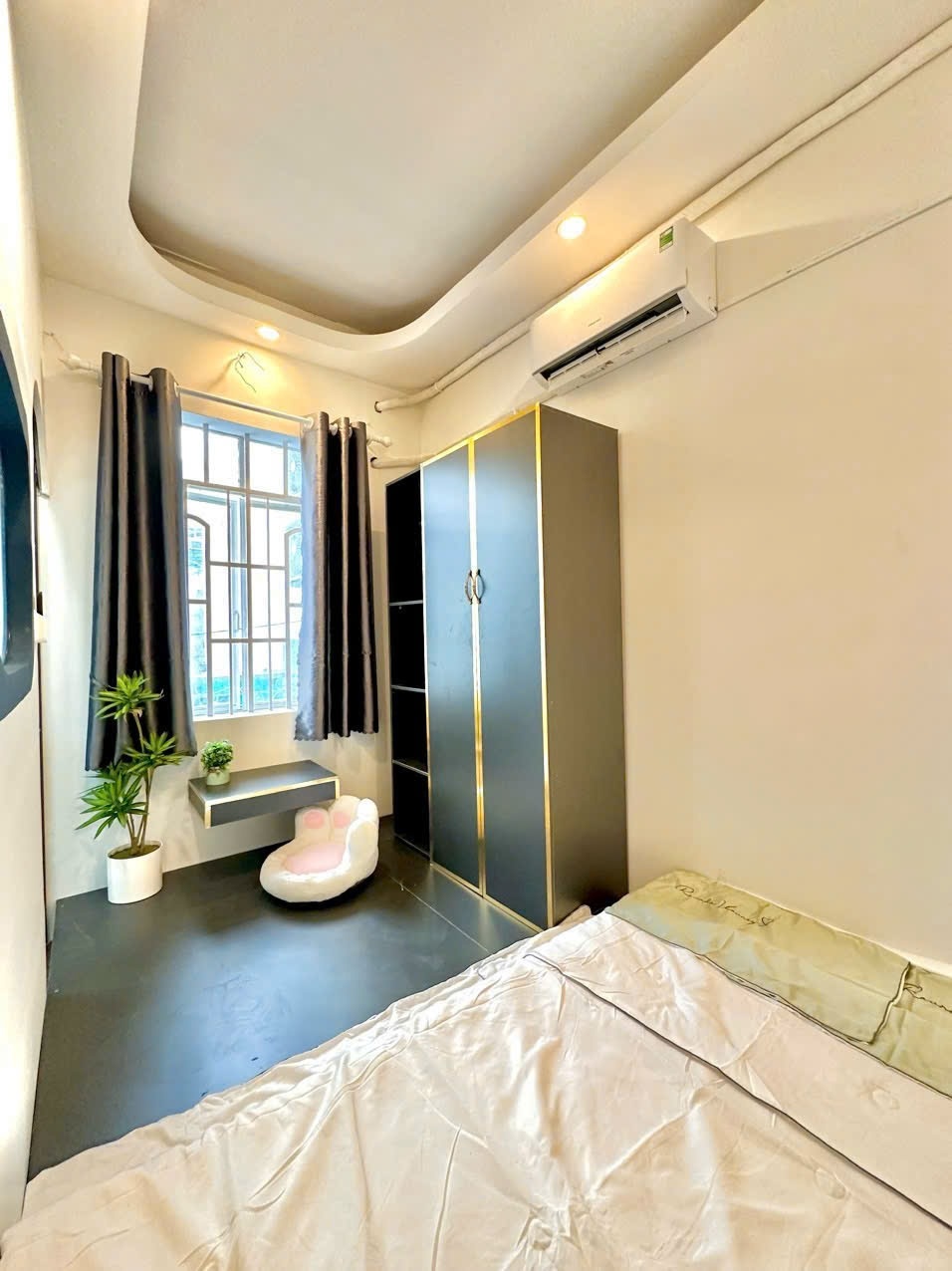 Phòng trọ AQ Room Hoa Hồng - Phú Nhuận - Phòng (*)