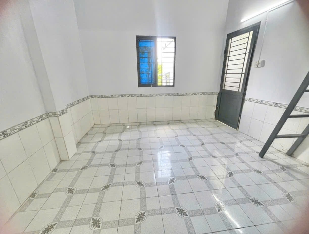 Phòng trọ Royal House Trịnh Khắc Lập - Thủ Đức - Phòng (*)
