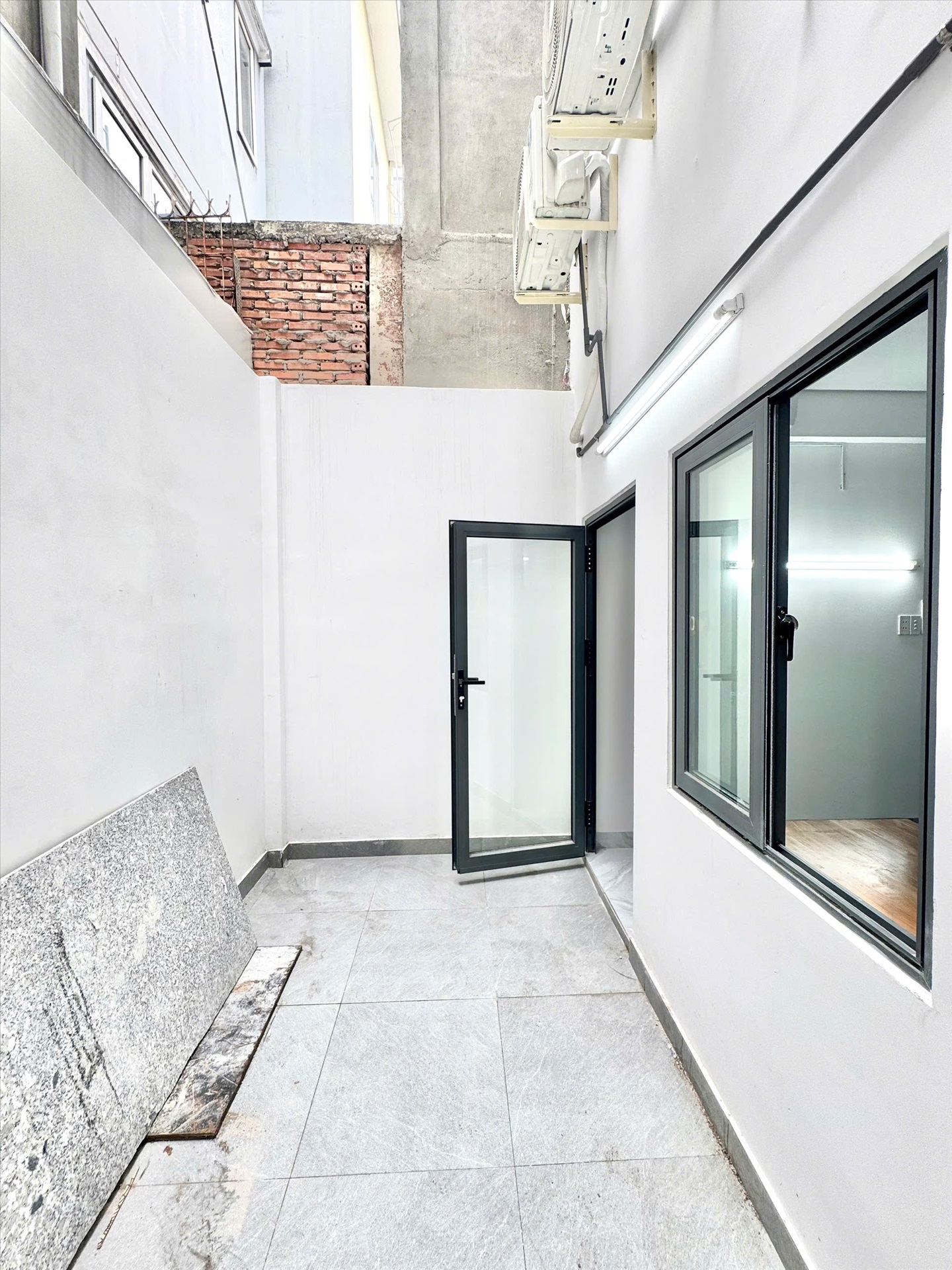 Phòng trọ Studio 25m2 tại Yoho Home Đường số 9 - Gò Vấp - Phòng khách