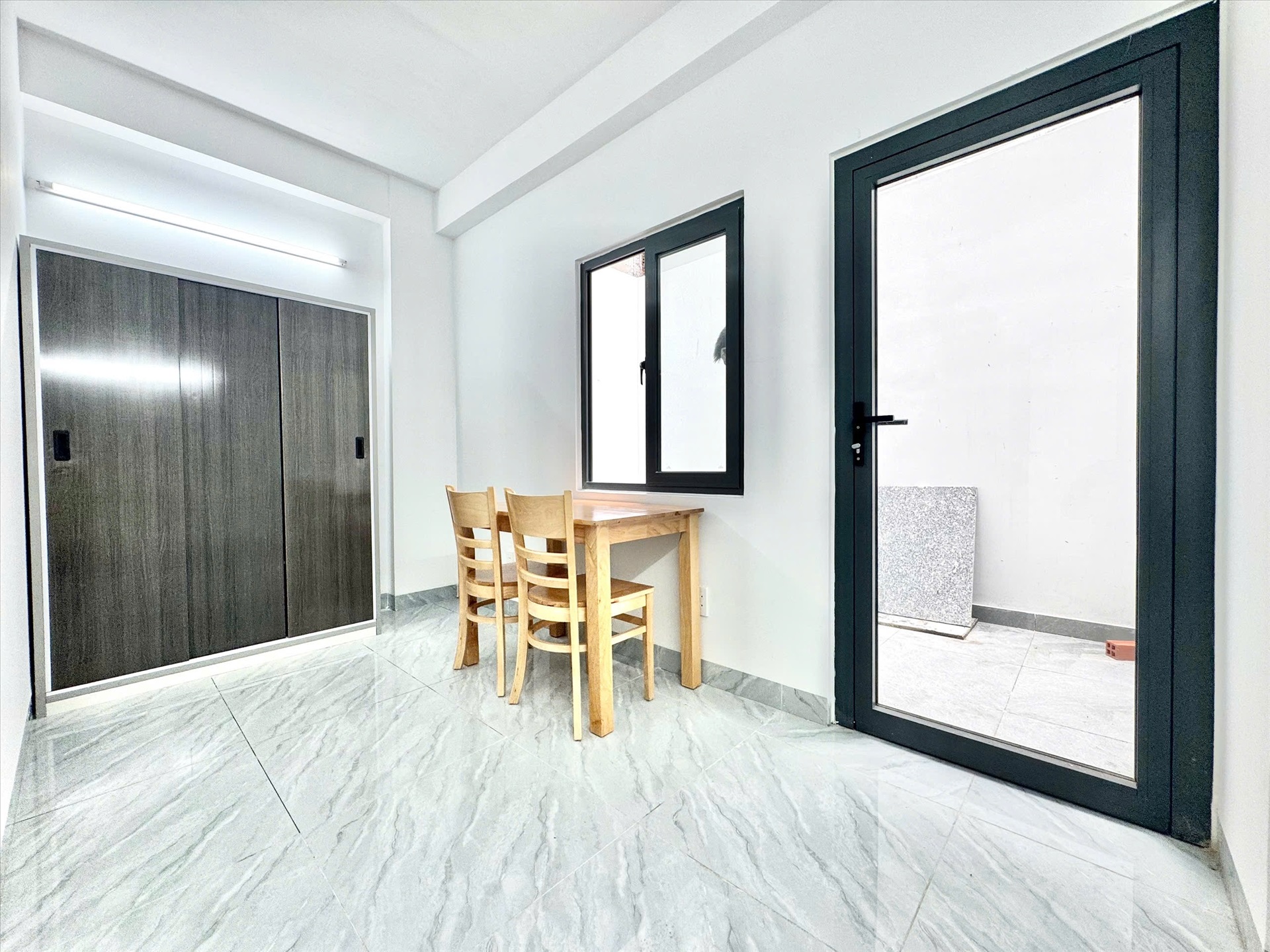 Phòng trọ Studio 25m2 tại Yoho Home Đường số 9 - Gò Vấp - Góc làm việc