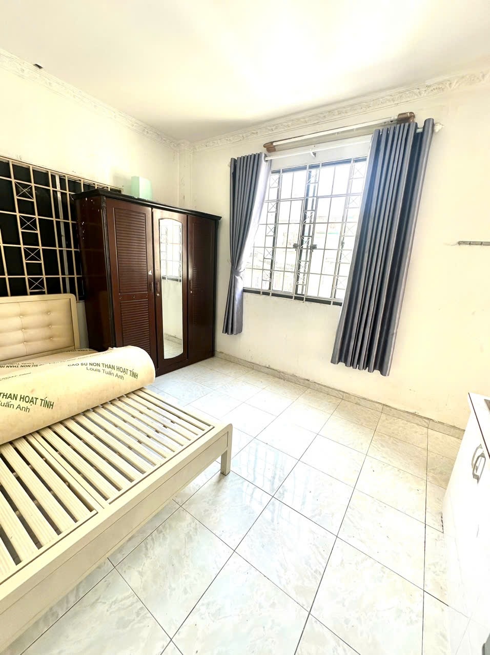 Phòng trọ TT House Nguyễn Trãi 2 - Quận 5 - Phòng (*)