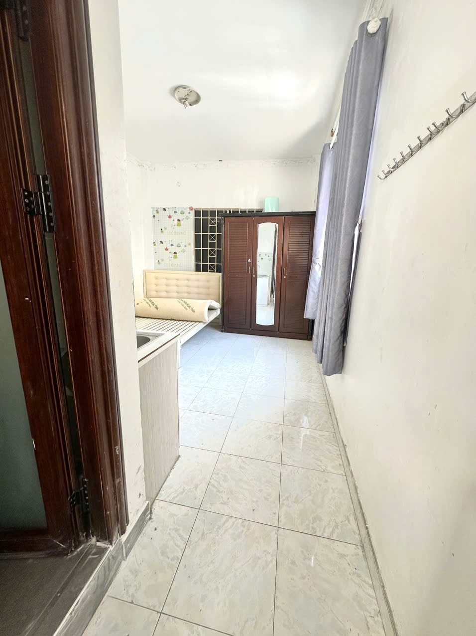 Phòng trọ TT House Nguyễn Trãi 2 - Quận 5 - Phòng (*)