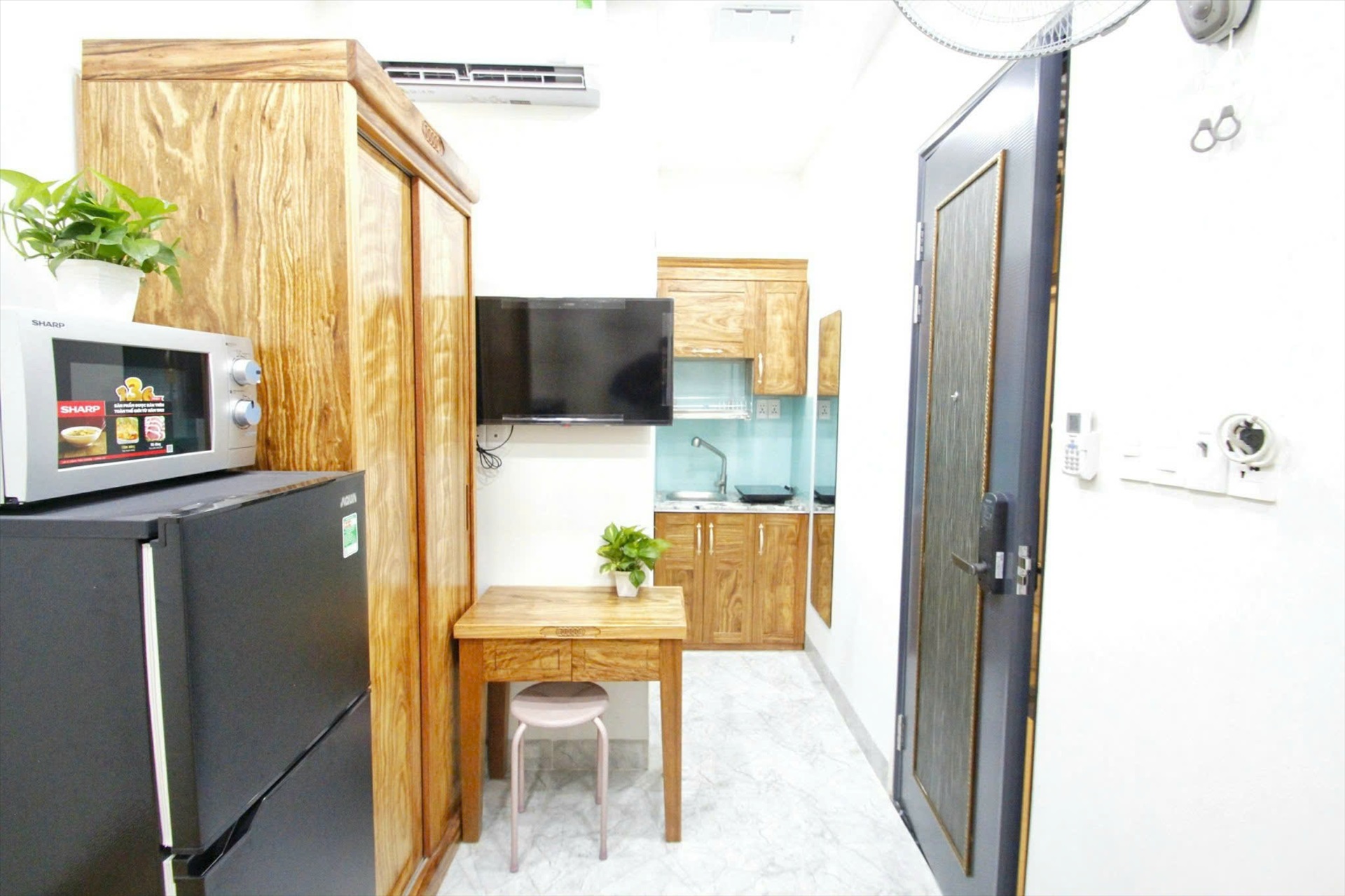 Phòng trọ BHD Apartment Trần Văn Đang - Quận 3 - Toàn cảnh tòa nhà (*)