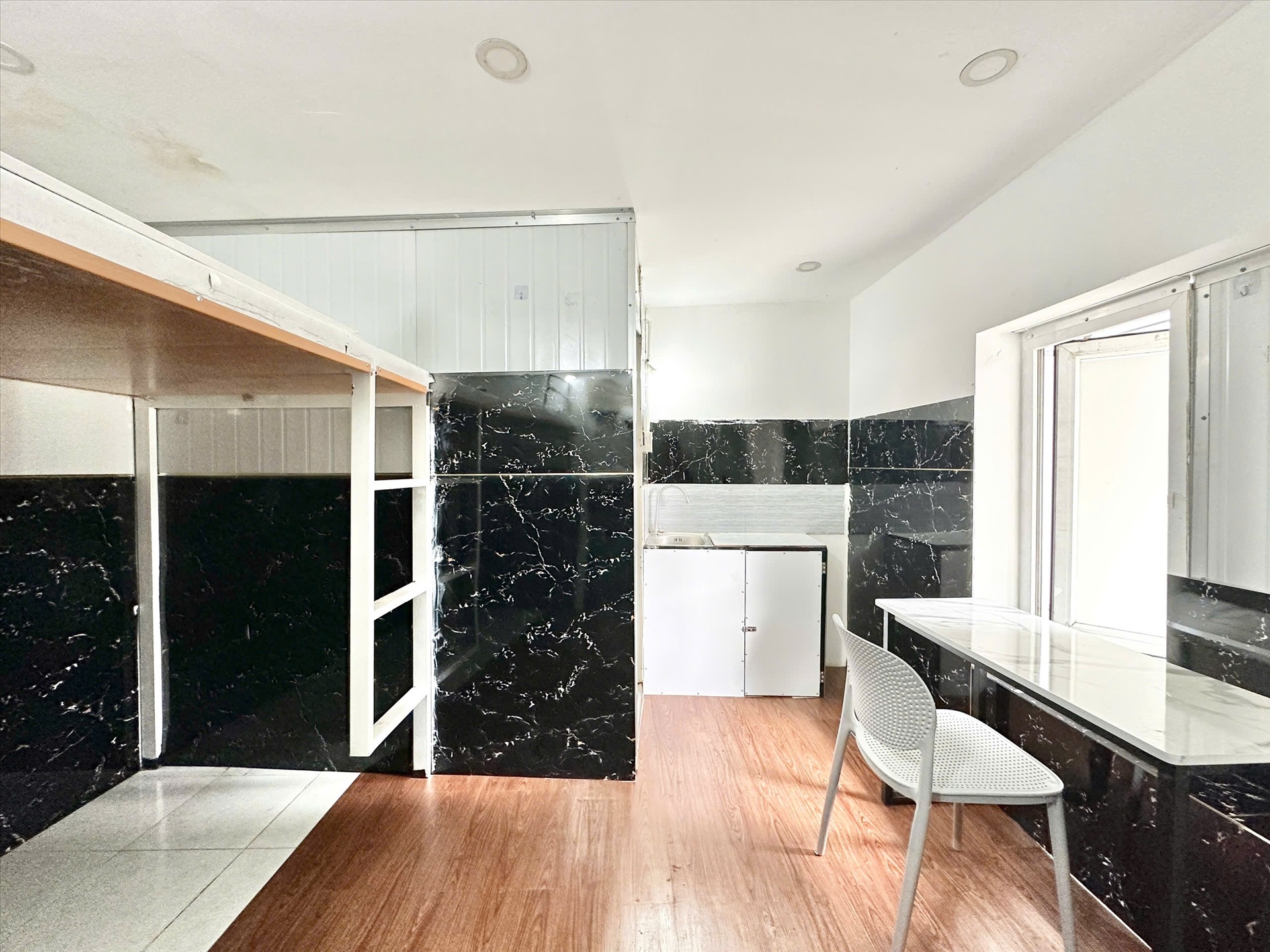 Phòng trọ AH House Phạm Ngũ Lão - Gò Vấp - Phòng (*)