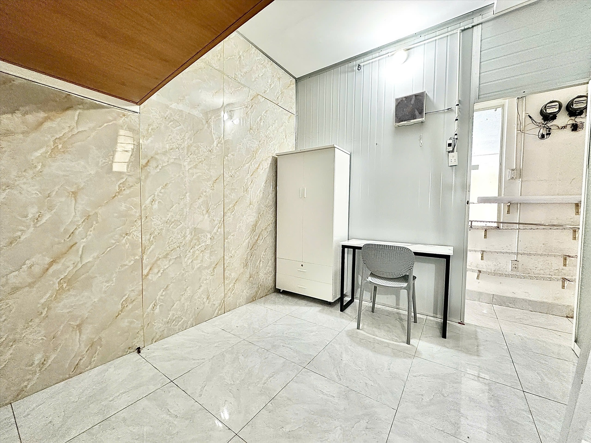 Phòng trọ Duplex 20m2 tại AH House Phạm Ngũ Lão - Gò Vấp - Phòng khách
