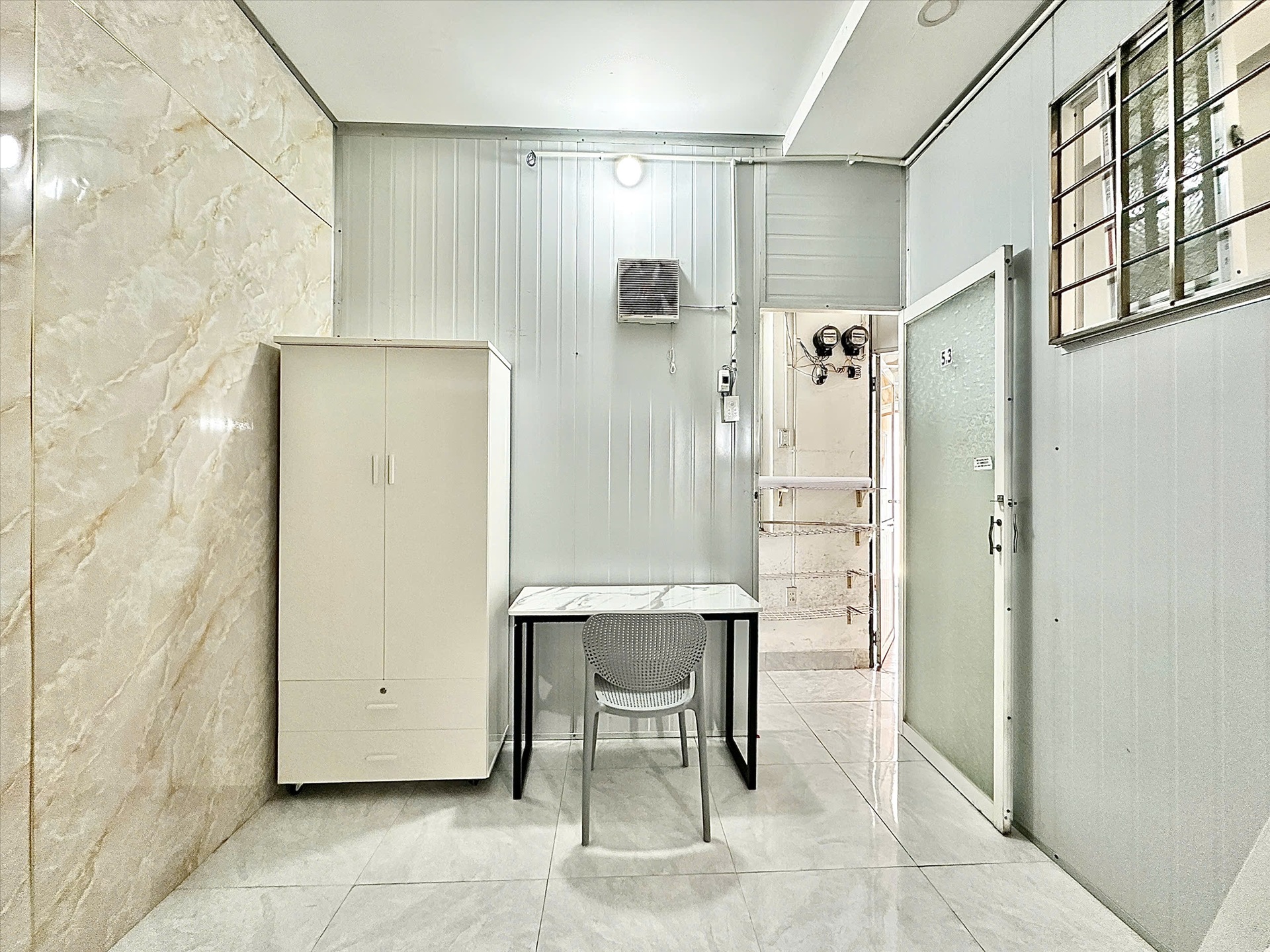 Phòng trọ Duplex 20m2 tại AH House Phạm Ngũ Lão - Gò Vấp - Phòng khách