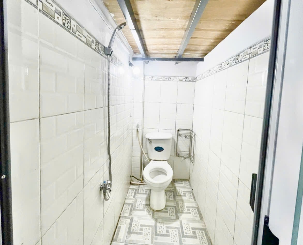Phòng trọ Duplex 25m2 tại Royal House Trịnh Khắc Lập - Thủ Đức - Phòng tắm