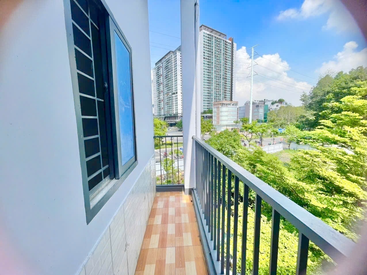 Phòng trọ Duplex 22m2 tại Royal House Trịnh Khắc Lập - Thủ Đức - Ban công