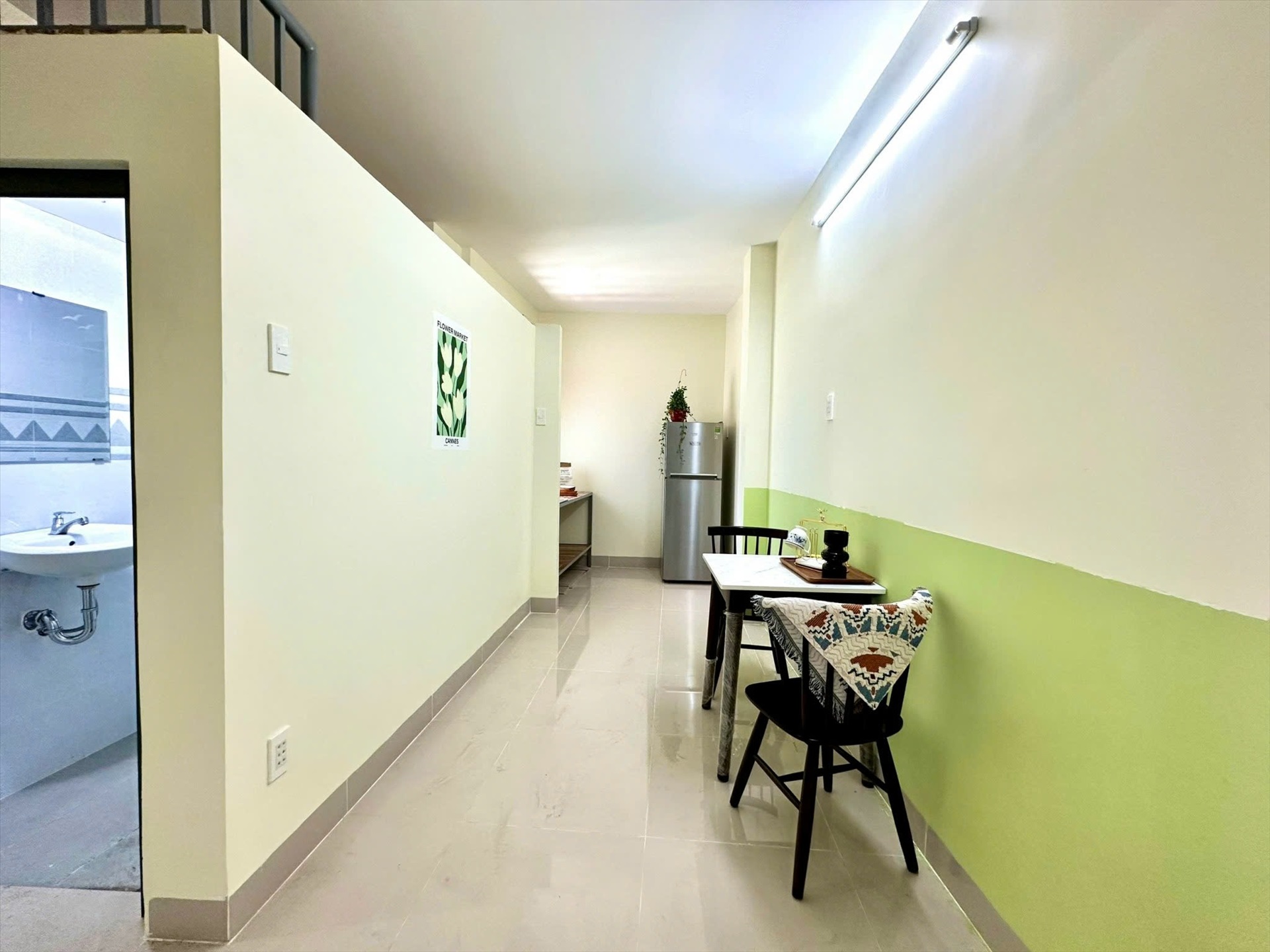Phòng trọ 1 Phòng ngủ 25m2 tại TT House Nơ Trang Long - Bình Thạnh - Phòng khách