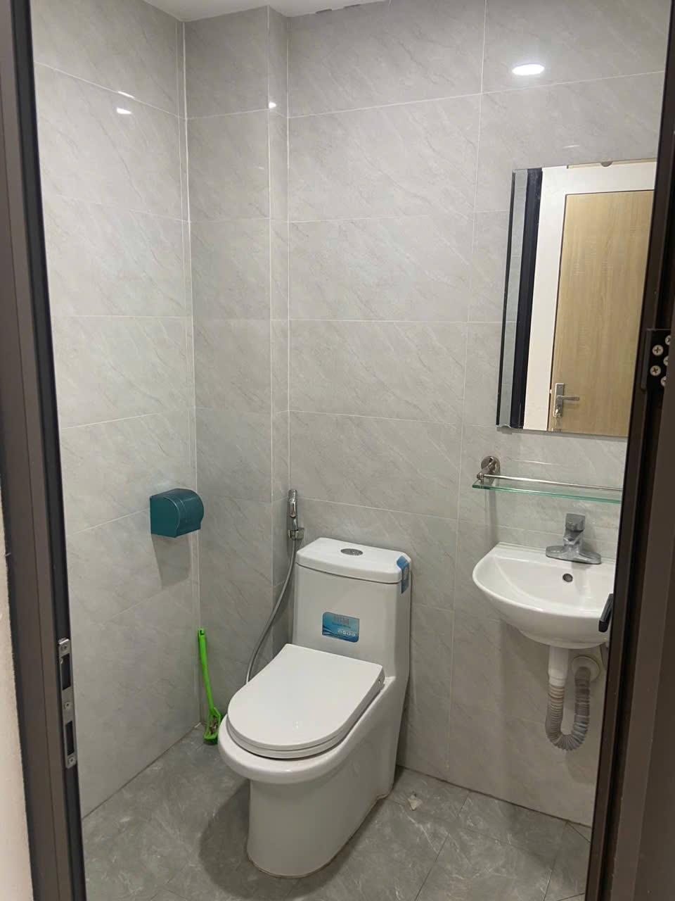 Phòng trọ Studio 25m2 tại PL Housing Xuân Phương - Nam Từ Liêm - Phòng tắm