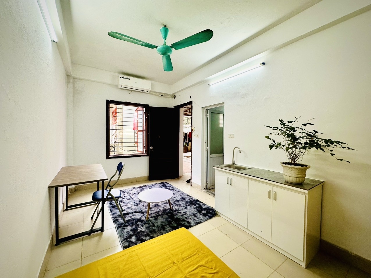 Phòng trọ NT House Trần Thái Tông - Cầu Giấy - Toàn cảnh tòa nhà (*)