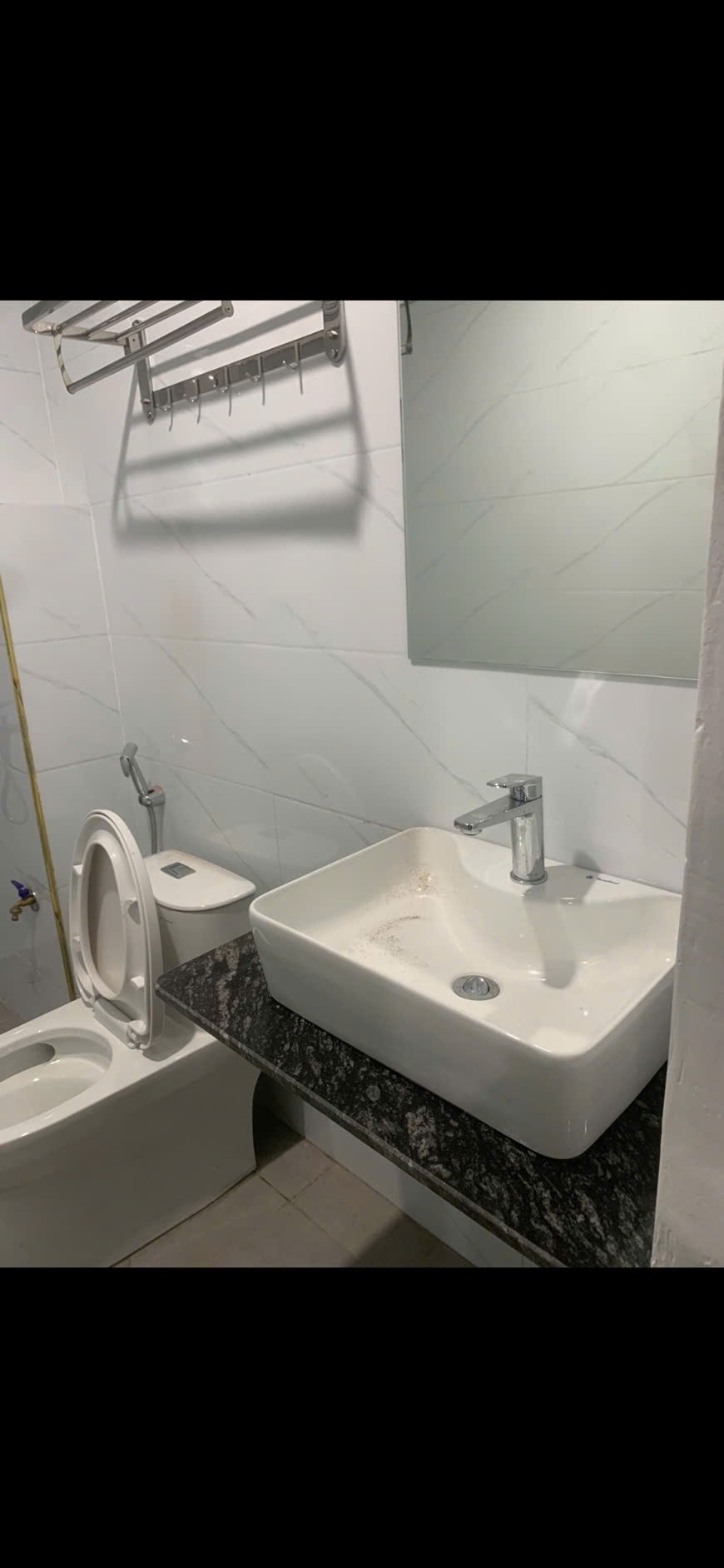 Phòng trọ Studio 25m2 tại DP House Trung Kính - Cầu Giấy - Phòng tắm