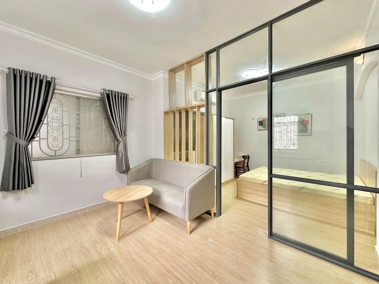 Phòng trọ 1 Phòng ngủ 30m2 tại TT Apartment Trường Sơn - Tân Bình - Phòng khách