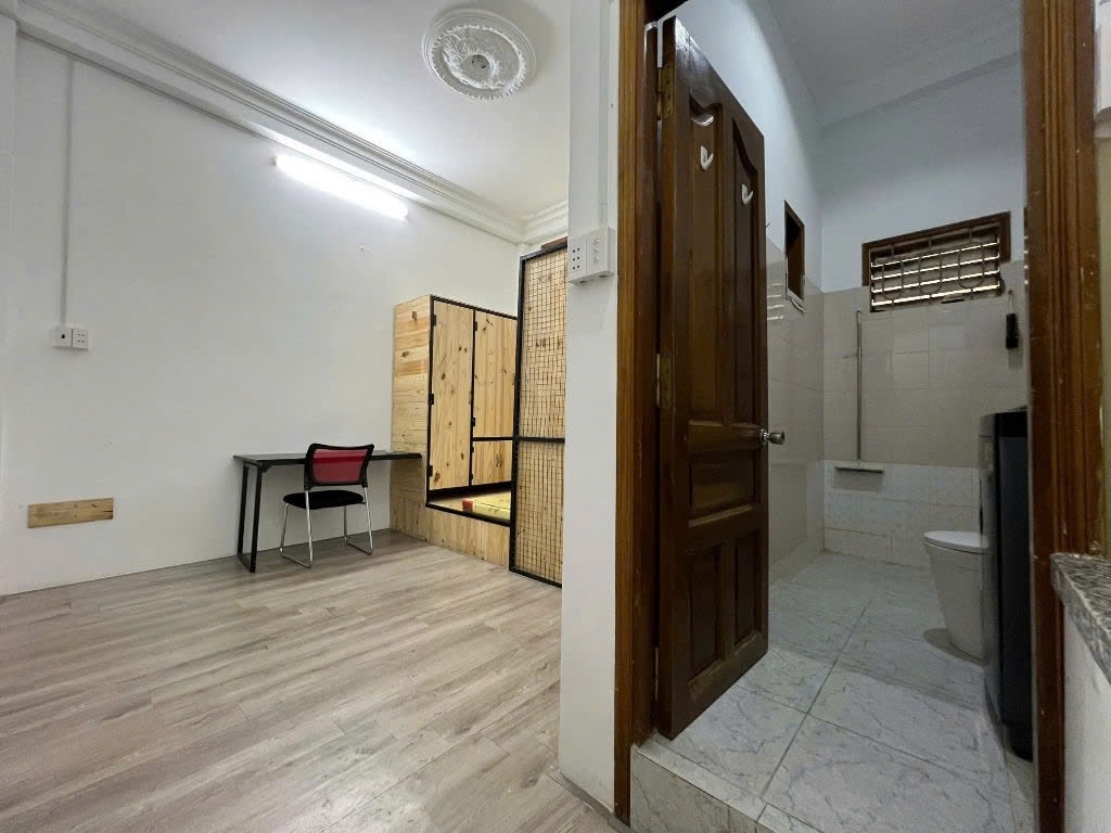 Phòng trọ Studio 25m2 tại Redhome Cộng Hòa - Tân Bình - Phòng tắm