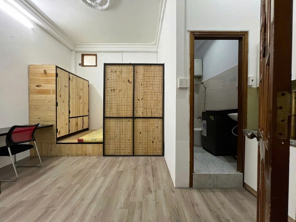 Phòng trọ Redhome Cộng Hòa - Tân Bình - Phòng (*)