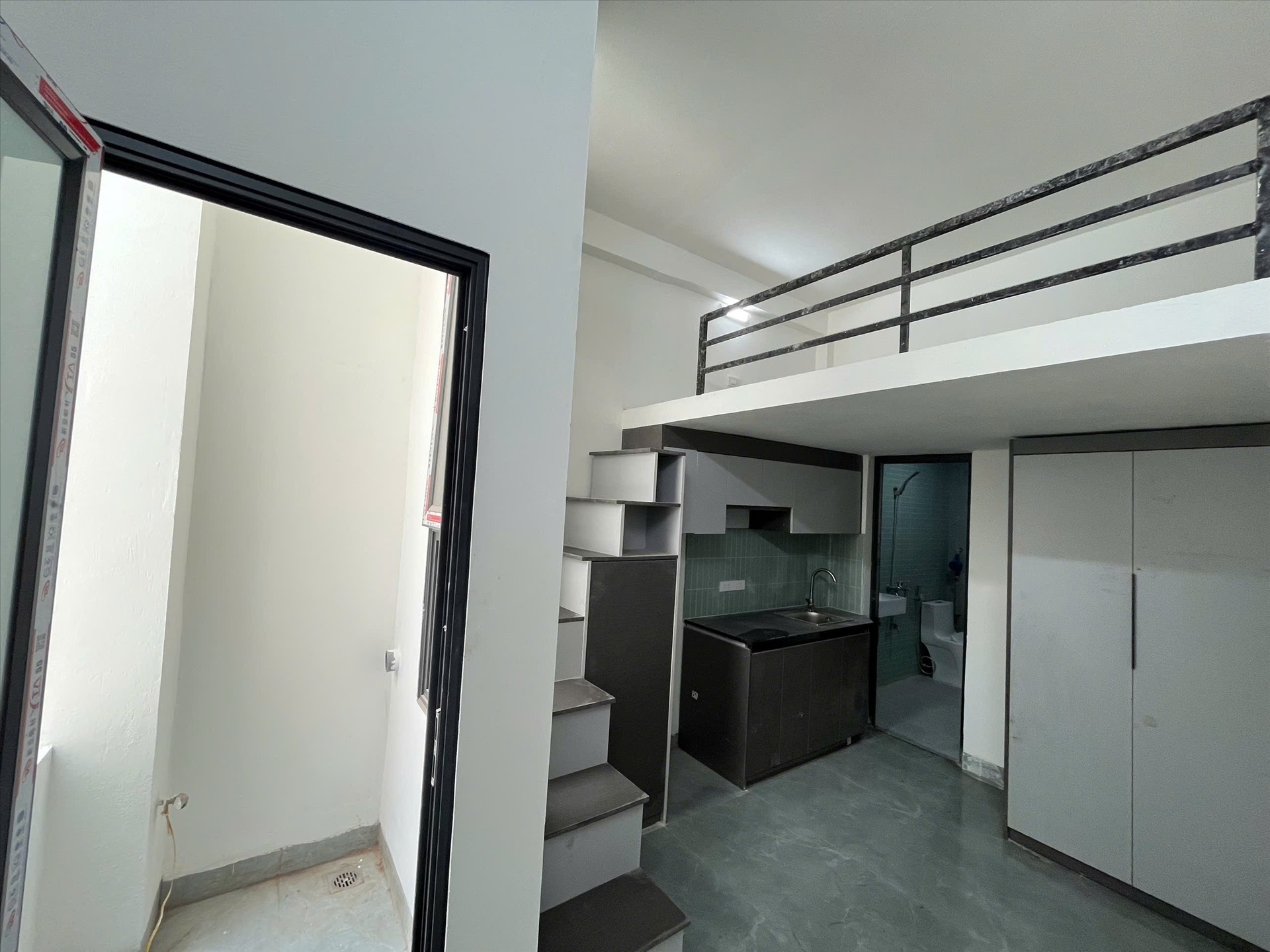 Phòng trọ Duplex 22m2 tại AN House Nguyễn Khánh Toàn - Cầu Giấy - Phòng khách