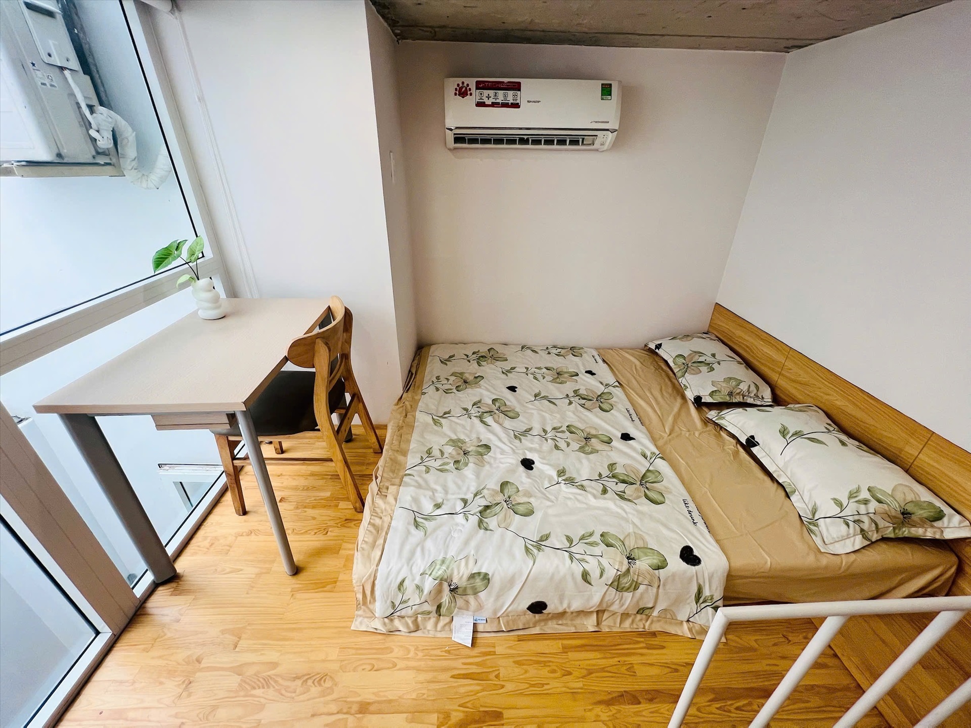 Phòng trọ Hoa Mây Home Vũ Tùng - Bình Thạnh - Phòng (*)