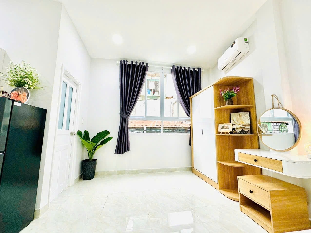 Phòng trọ TT House Phạm Văn Hai - Tân Bình - Phòng (*)